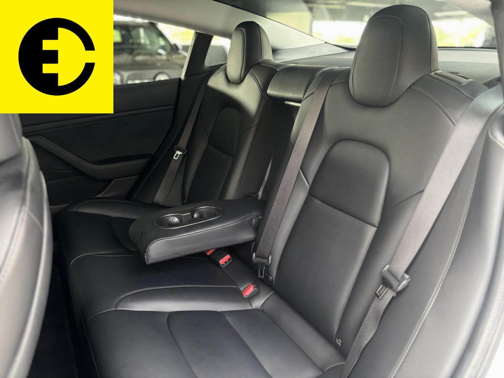 Tesla Model 3 Performance AWD 75 kWh | Premium audio | Stoelverwarming – foto 8