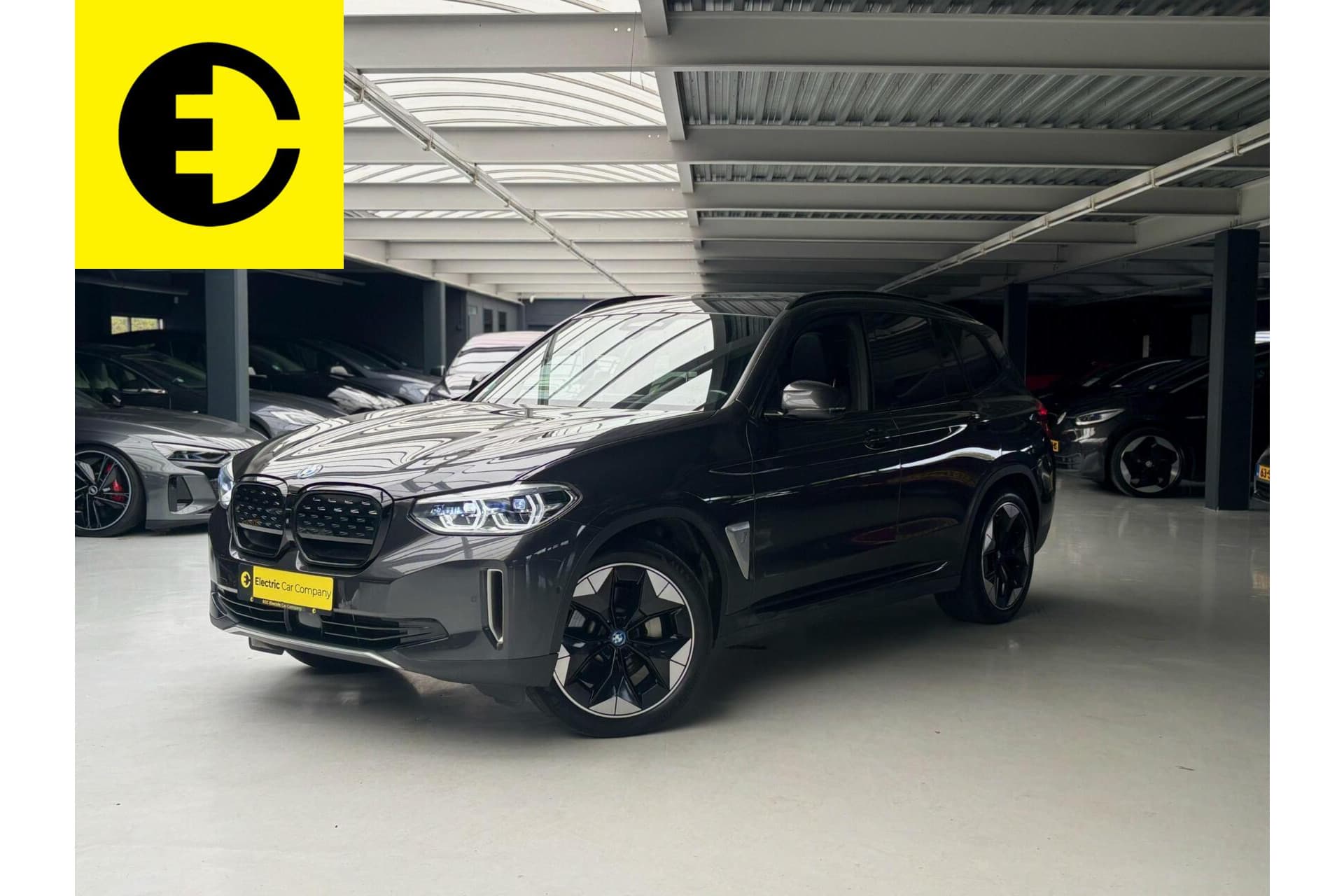 BMW iX3 | 96% SOH | Pano dak | Stoelverwarming | Elektrische trekhaak