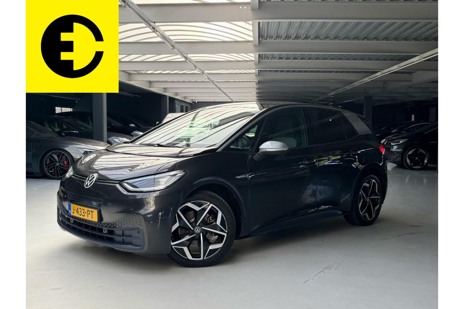 Volkswagen ID.3 First Plus 58 kWh | Stoelverwarming | Android auto/ Apple CarPlay | Achteruitrijcamera
