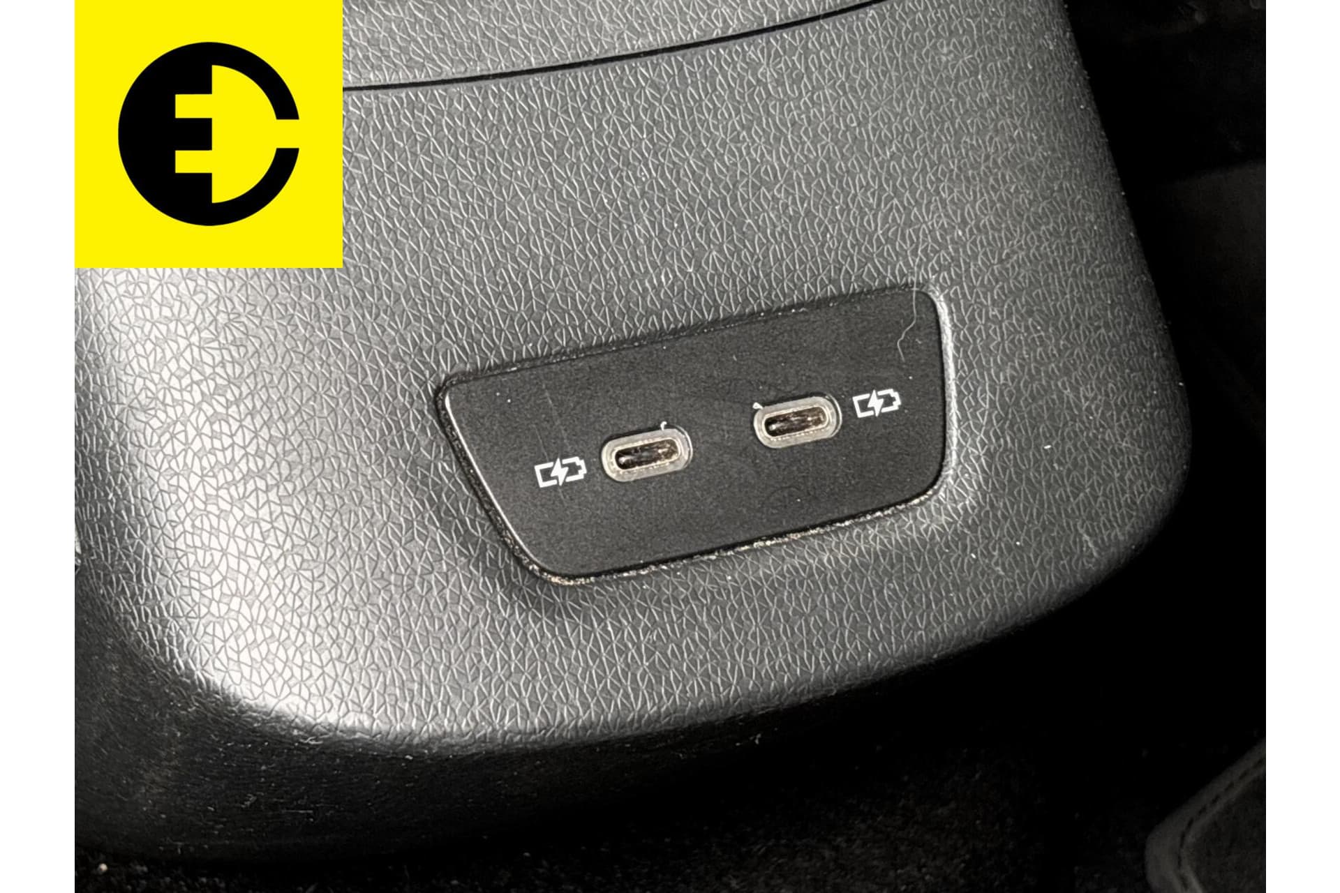 Volkswagen ID.3 First Plus 58 kWh | Stoelverwarming | Android auto/ Apple CarPlay | Achteruitrijcamera – foto 6