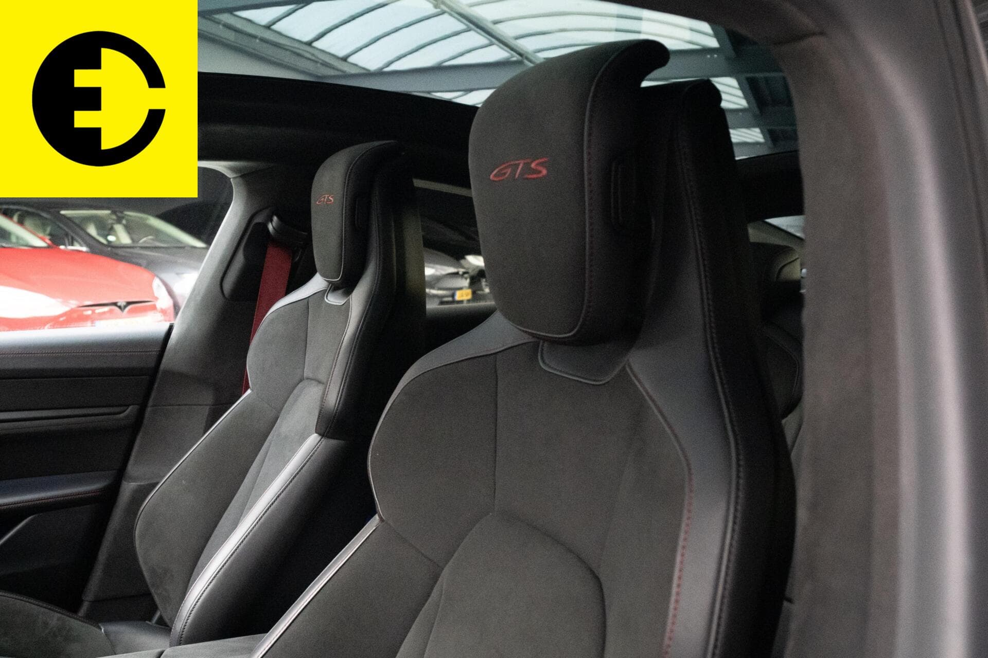 Porsche Taycan GTS 93 kWh | SportChrono | Panorama | Stoelverwarming – foto 4