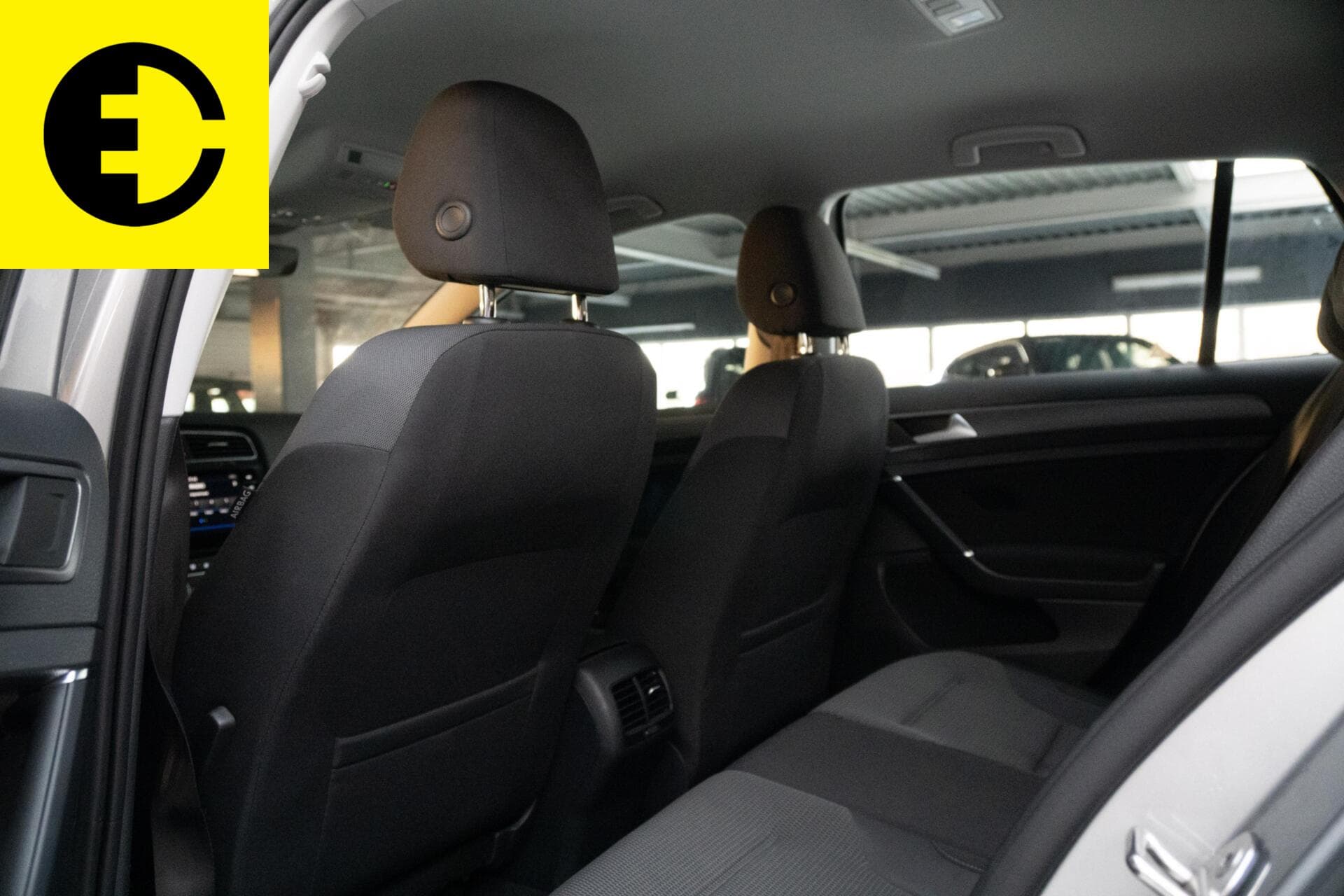 Volkswagen e-Golf e-Golf | SOH 92% |Parkeersensoren | Climate control – foto 8