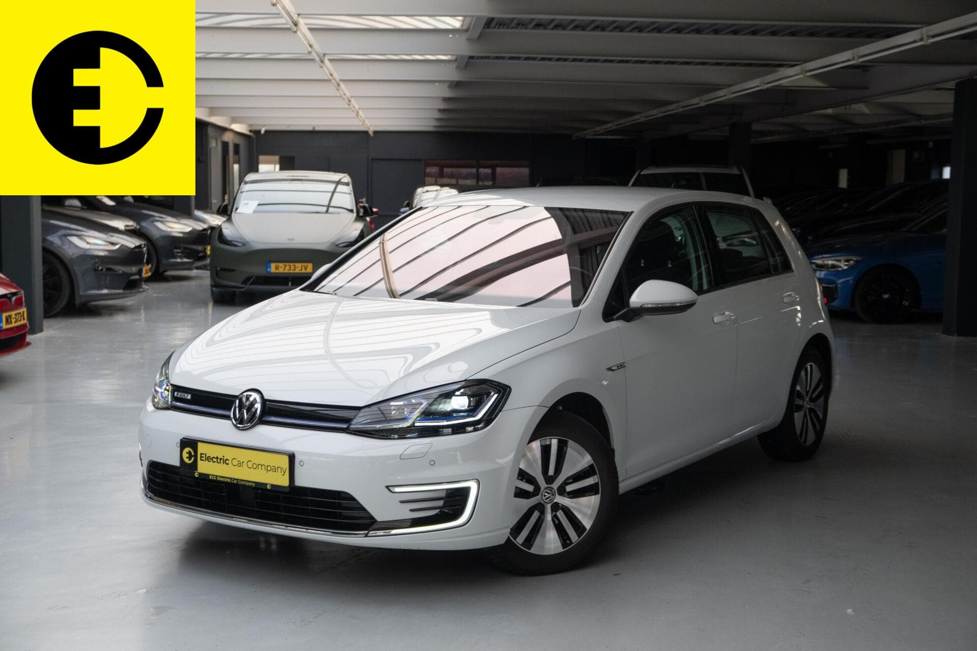Volkswagen e-Golf E-DITION | SOH 95% | Stoelverwarming | Parkeersensoren