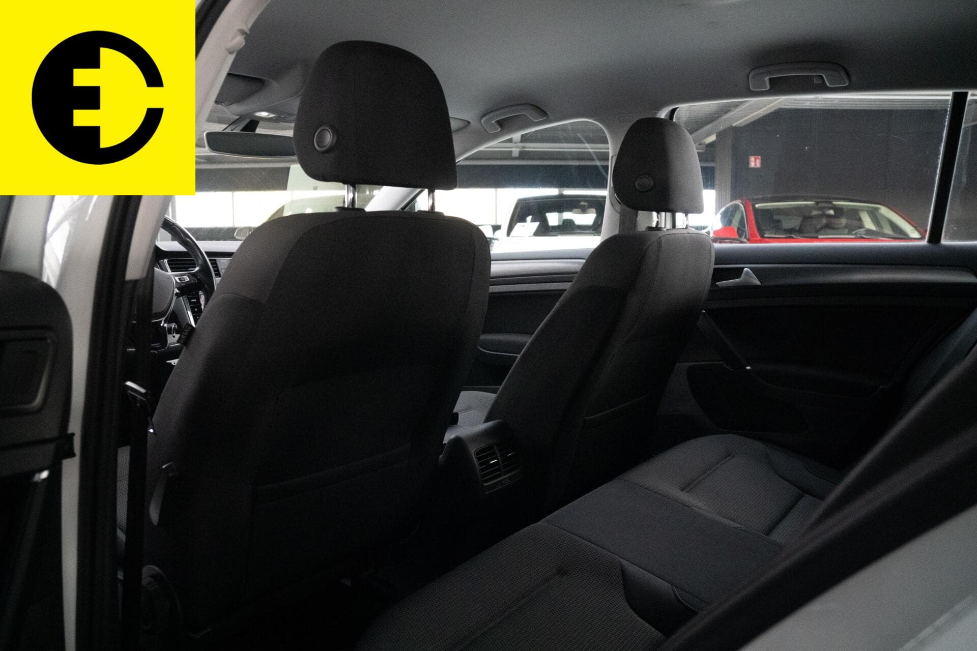 Volkswagen e-Golf E-DITION | SOH 95% | Stoelverwarming | Parkeersensoren – foto 7