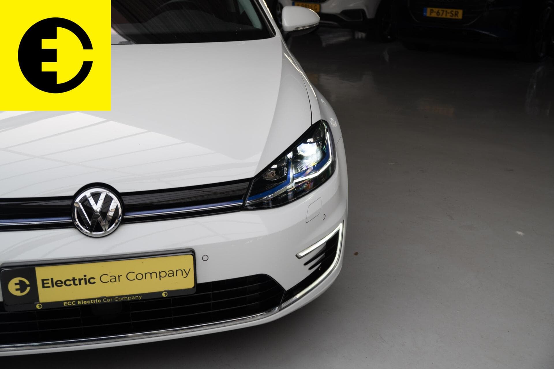 Volkswagen e-Golf E-DITION | SOH 95% | Stoelverwarming | Parkeersensoren – foto 9