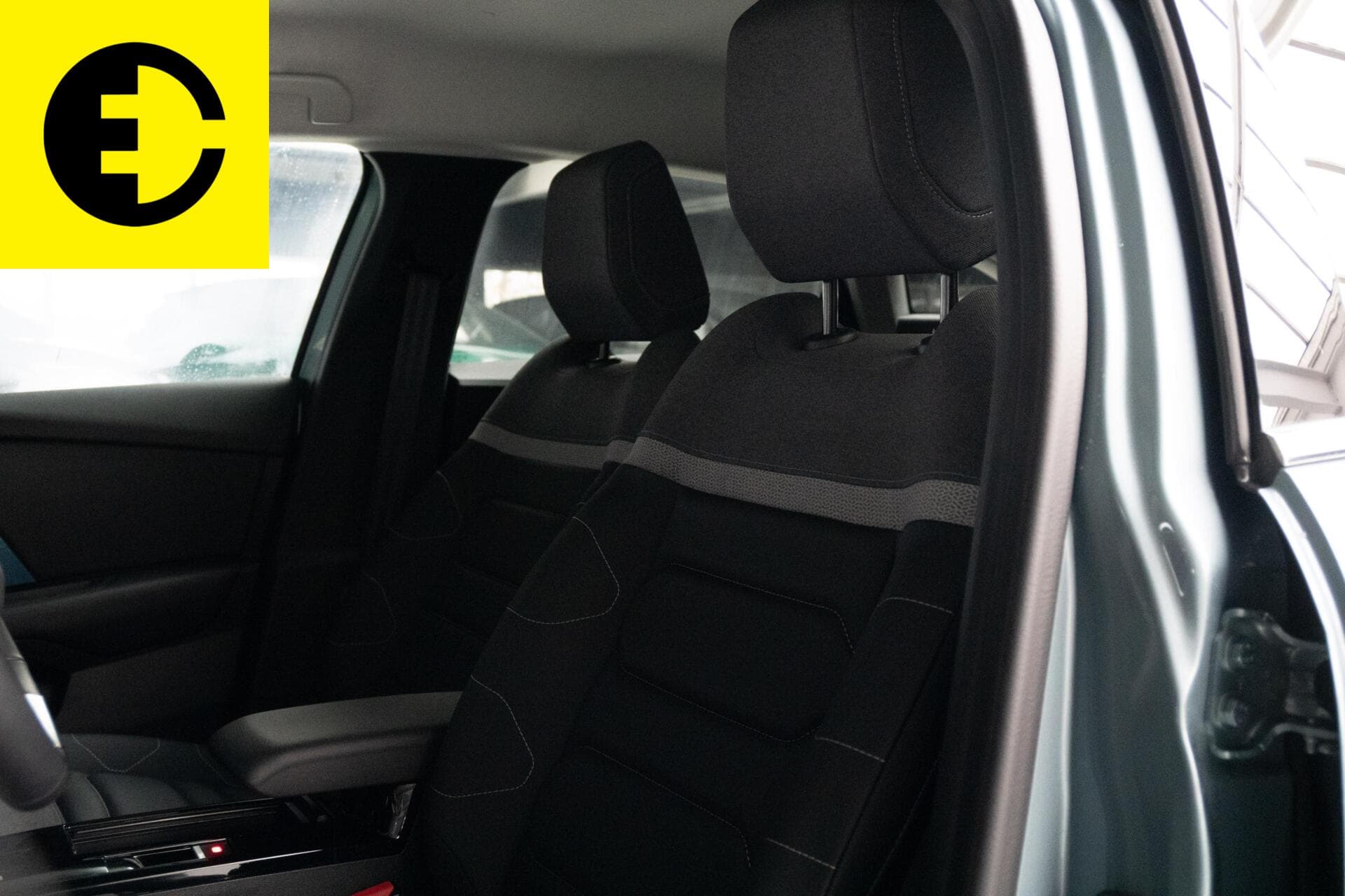 Citroën ë-C4 Shine 50 kWh | Achteruitrijcamera | CarPlay/ Android auto | Parkeersensoren – foto 5