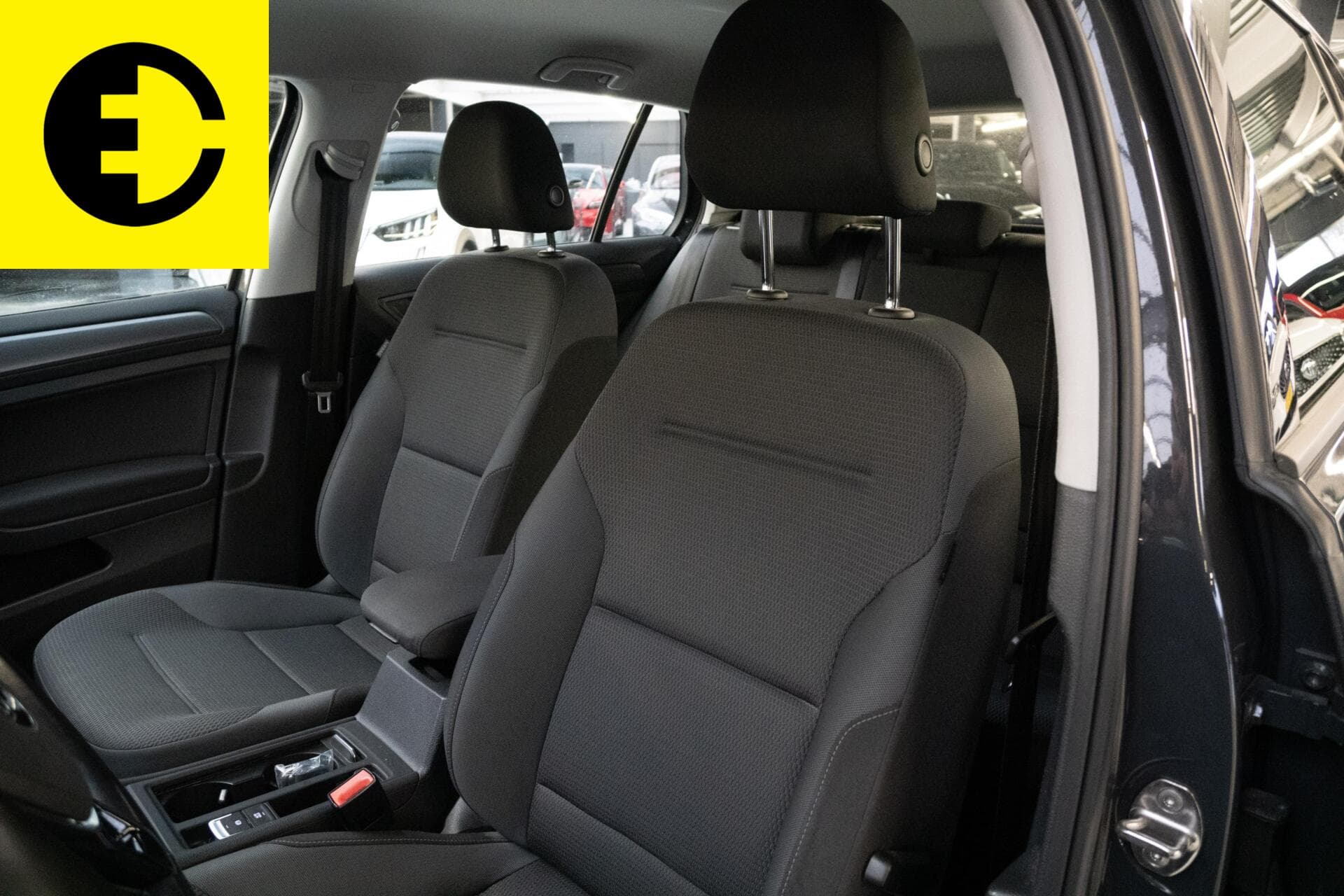 Volkswagen e-Golf E-DITION | 93% SOH | Parkeersensoren | Keyless start – foto 6