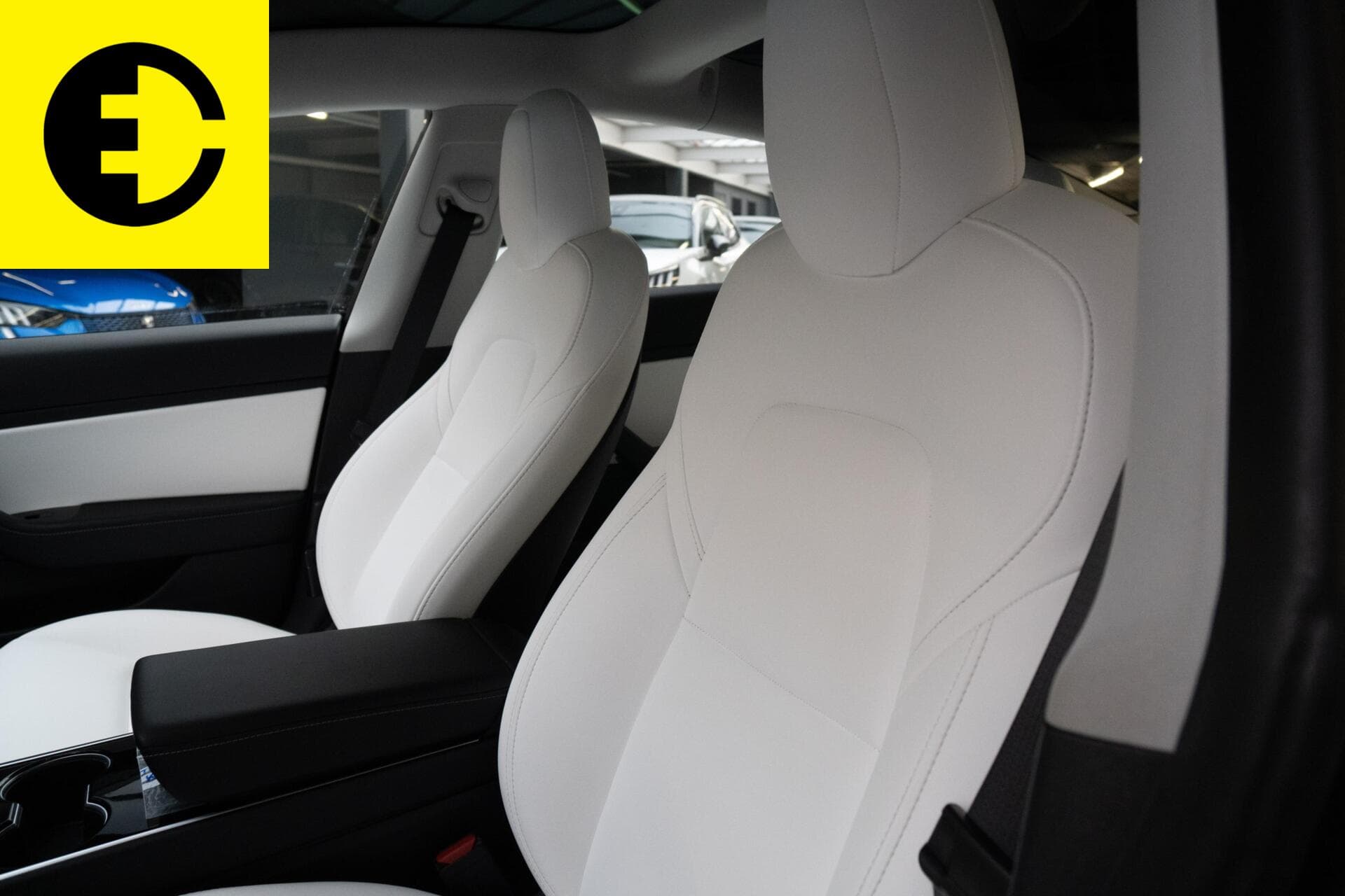 Tesla Model 3 Long Range AWD 75 kWh |92% SOH | Witte bekleding | Premium audio – foto 5