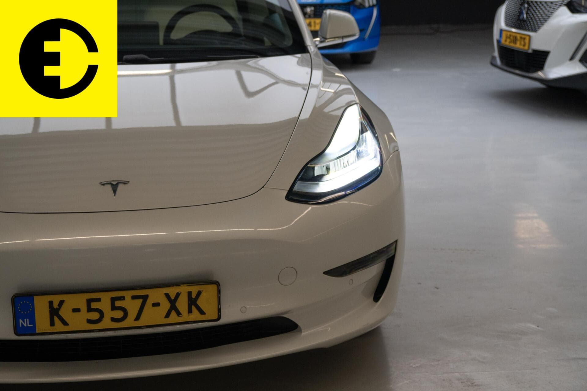 Tesla Model 3 Long Range AWD 75 kWh |92% SOH | Witte bekleding | Premium audio – foto 9