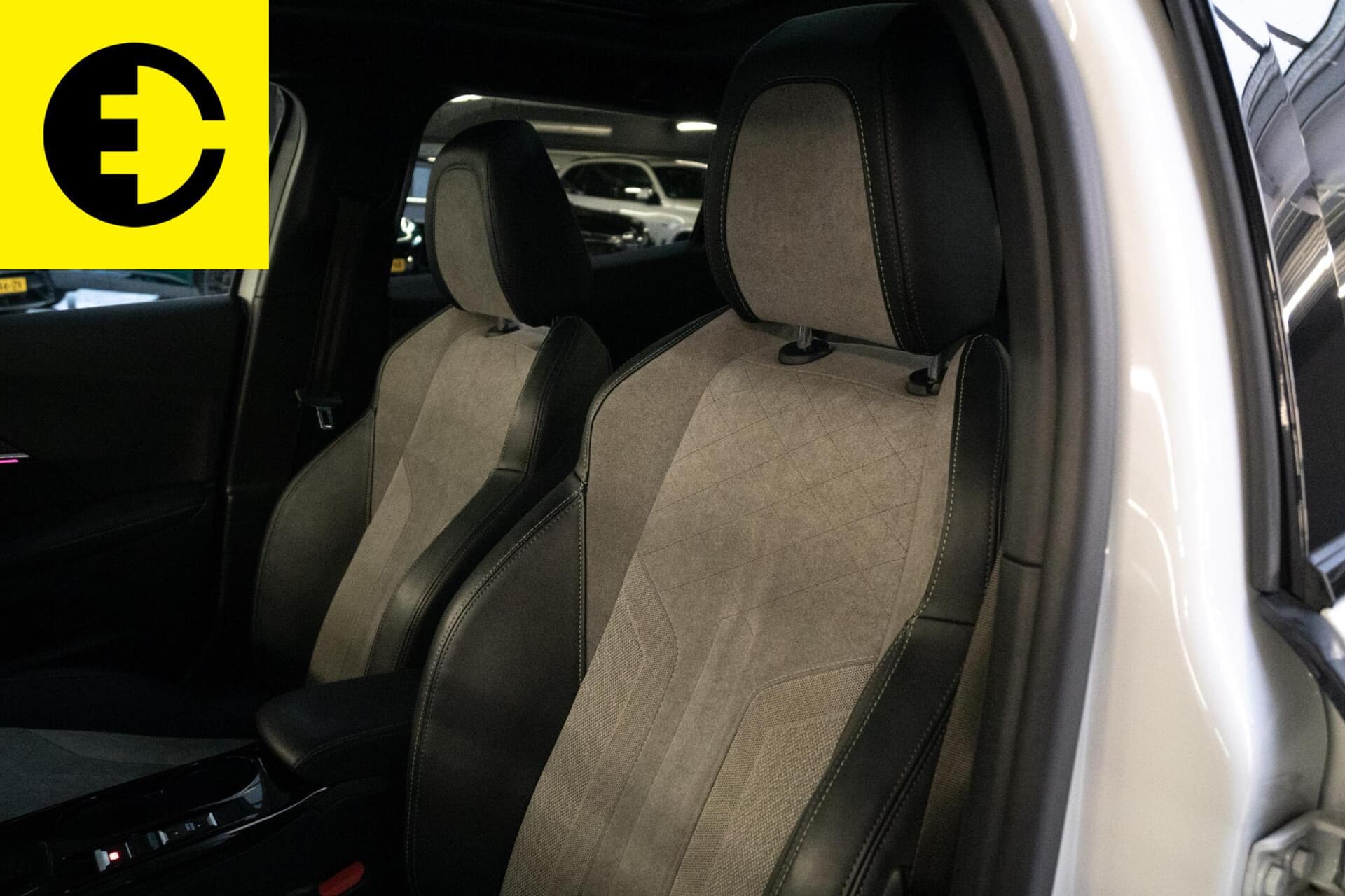 Peugeot e-2008 EV GT 50 kWh – foto 4