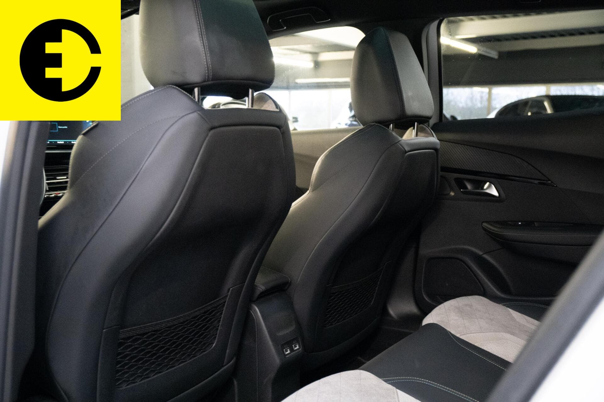 Peugeot e-2008 EV GT 50 kWh – foto 7