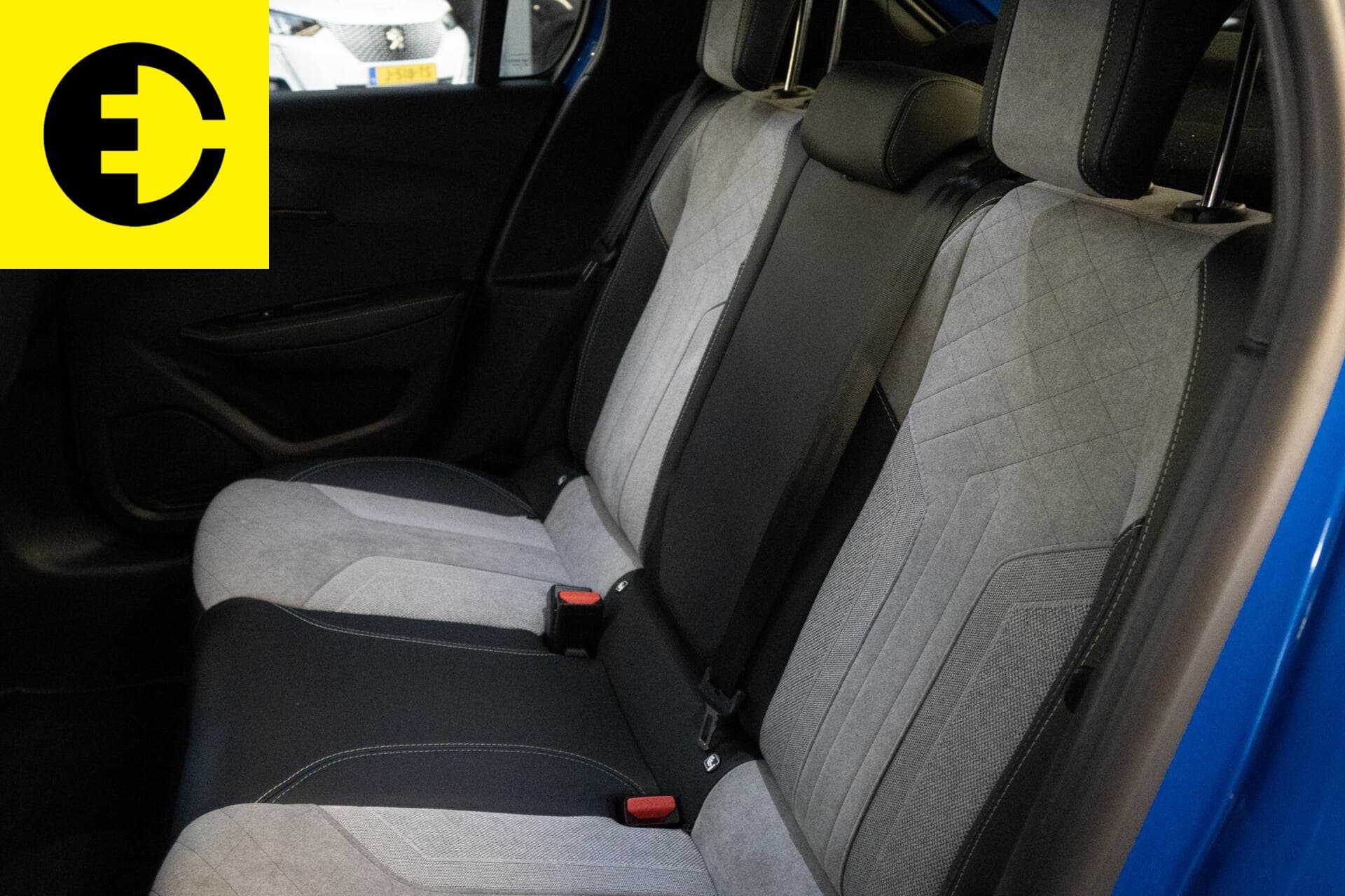 Peugeot e-208 EV GT 350 50 kWh | Stoelverwarming | Cruise | Panorama dak – foto 6