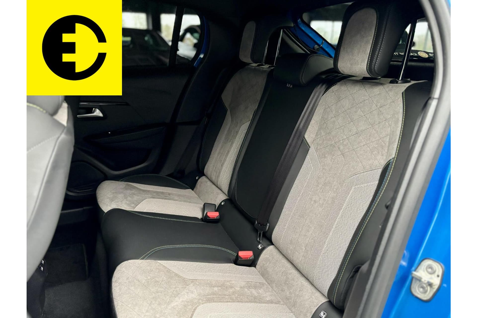 Peugeot e-208 EV GT 350 50 kWh | Stoelverwarming | 90,1% SOH | Camera – foto 8