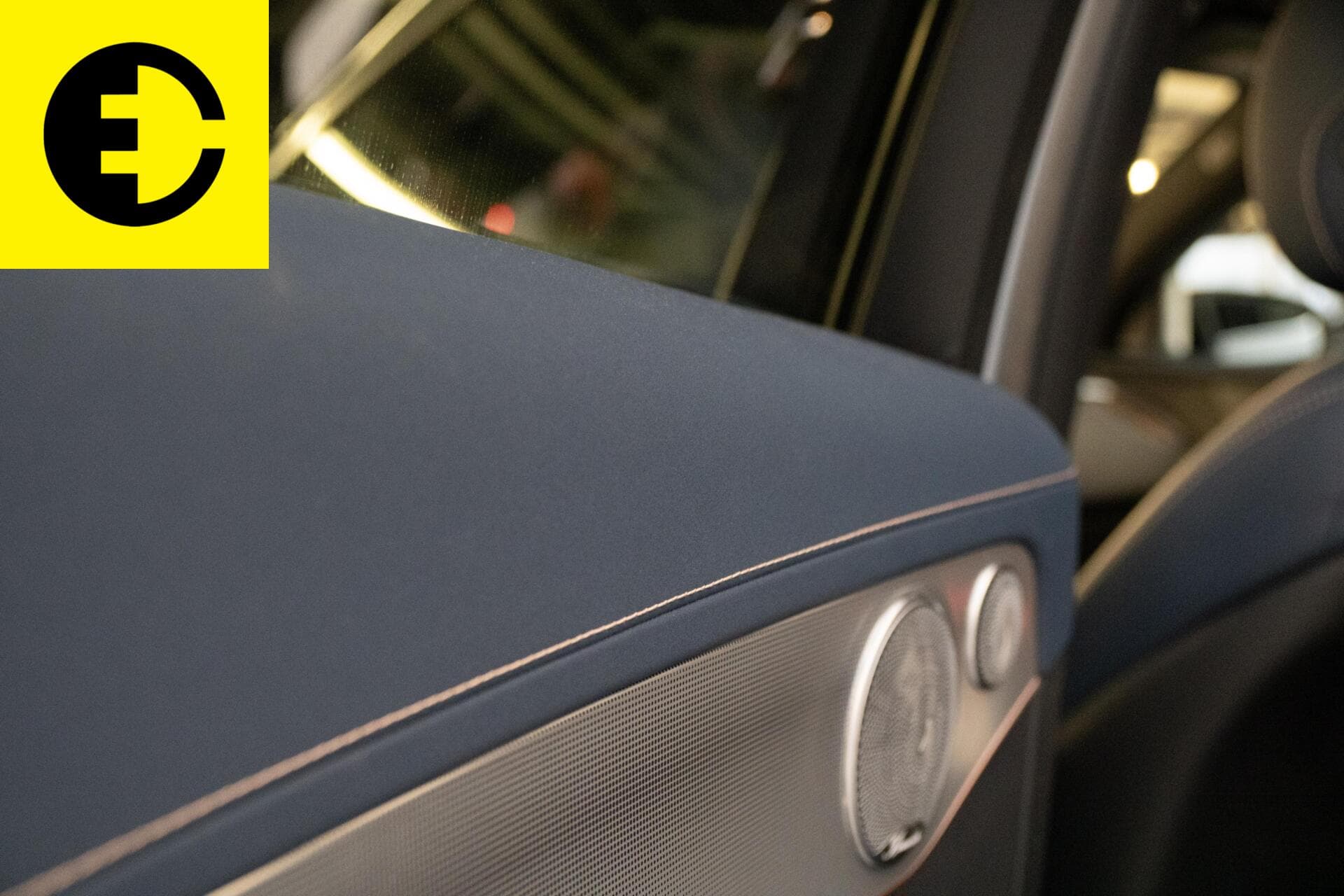 Mercedes-Benz EQC 400 4MATIC Premium Plus 80 kWh | 1886 | Dode hoeksensor | Stoelverwerwarming – foto 9