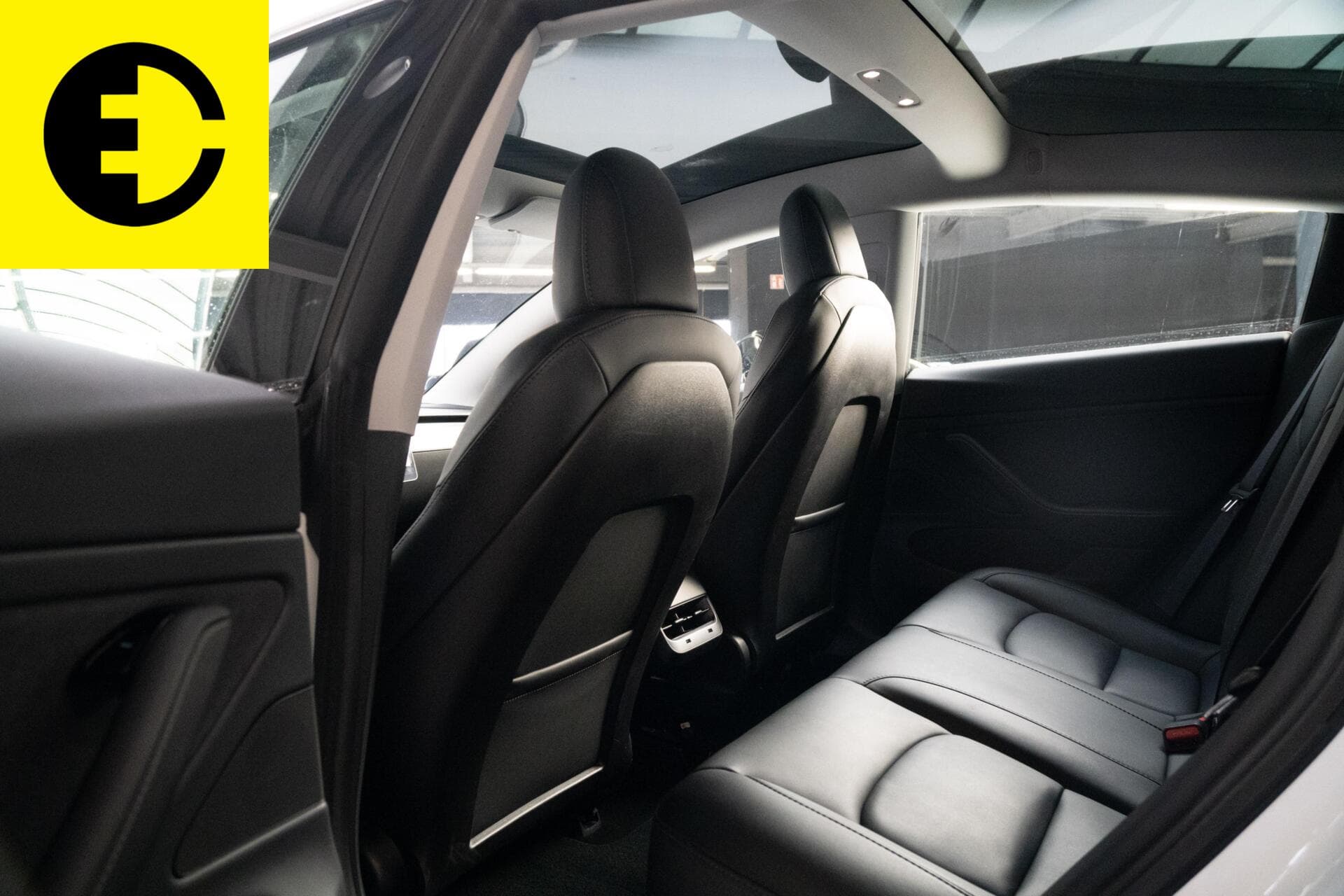 Tesla Model 3 Long Range AWD 75 kWh | Trekhaak | Autopilot | Incl.BTW – foto 6