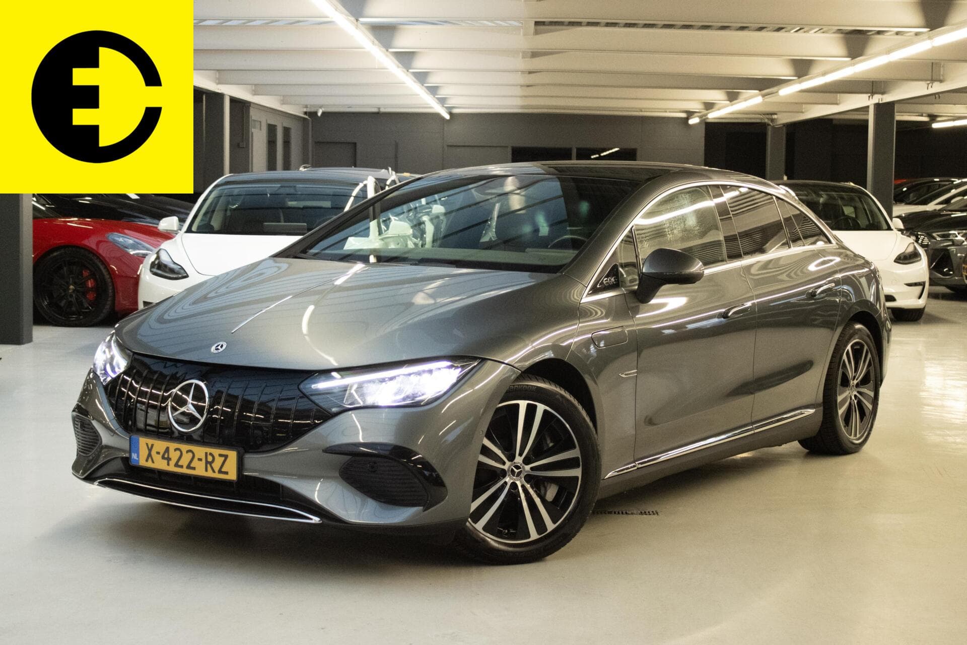 Mercedes-Benz EQE 2024-01