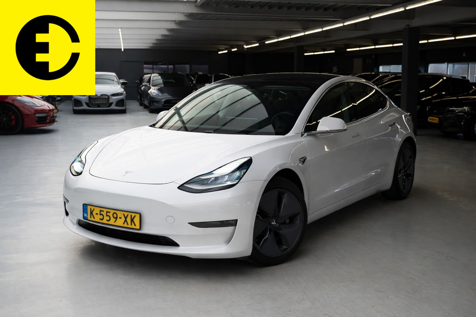 Tesla Model 3 2020-08