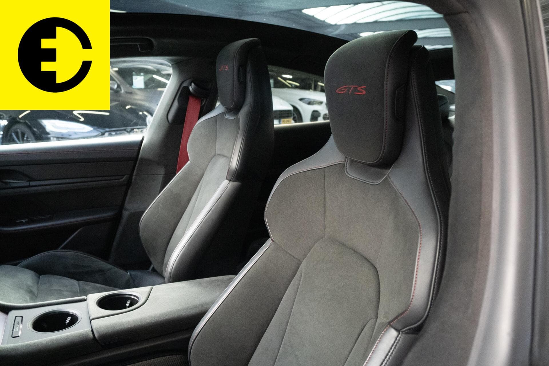 Porsche Taycan GTS 93 kWh | SportChrono | Panorama | Stoelverwarming – foto 4