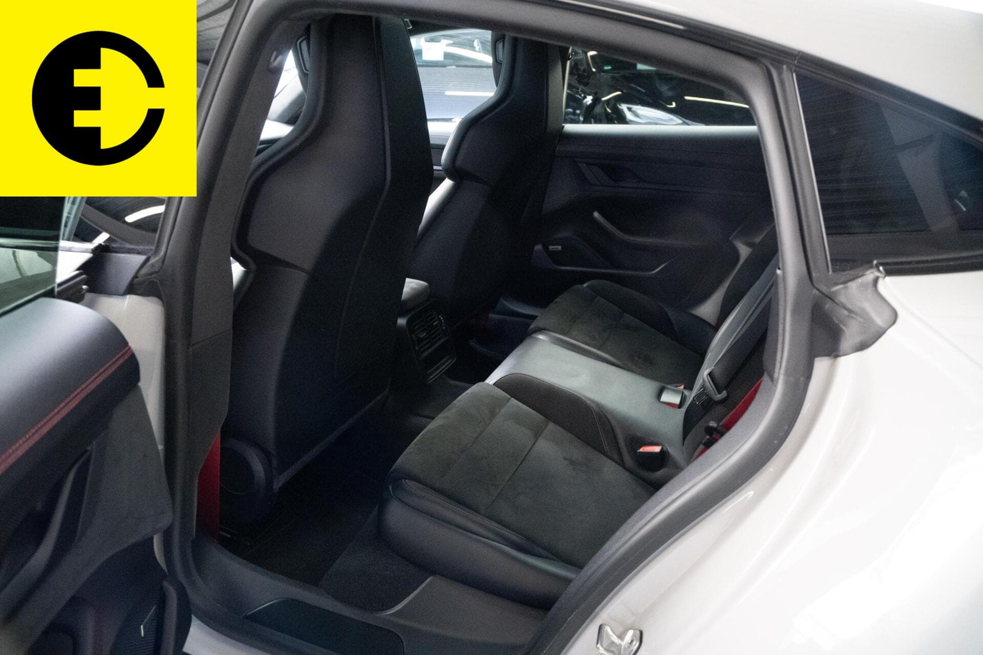 Porsche Taycan GTS 93 kWh | SportChrono | Panorama | Stoelverwarming – foto 5