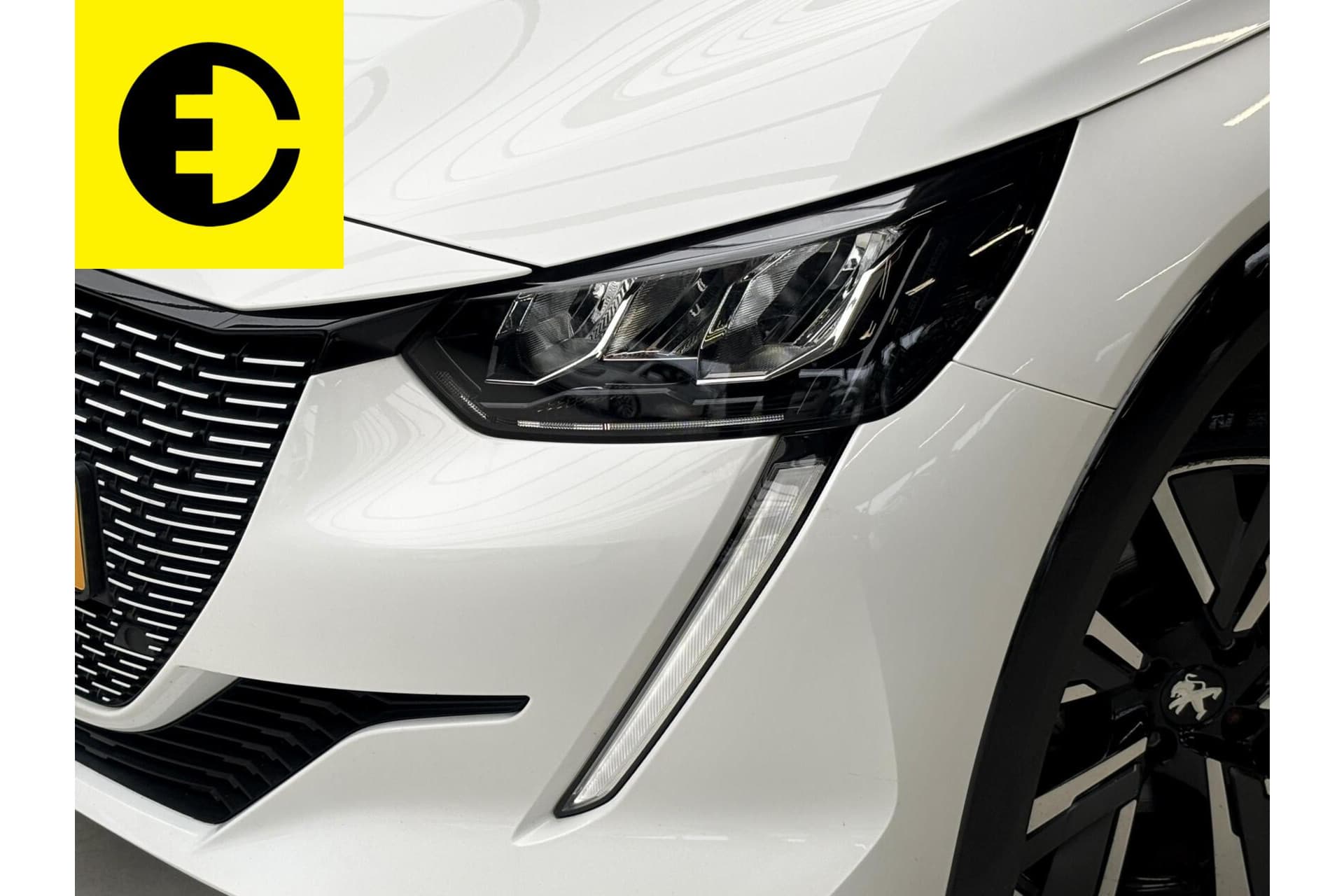 Peugeot e-208 EV Active 50 kWh | 92,7% SOH | Parkeersensoren | Cruise – foto 9