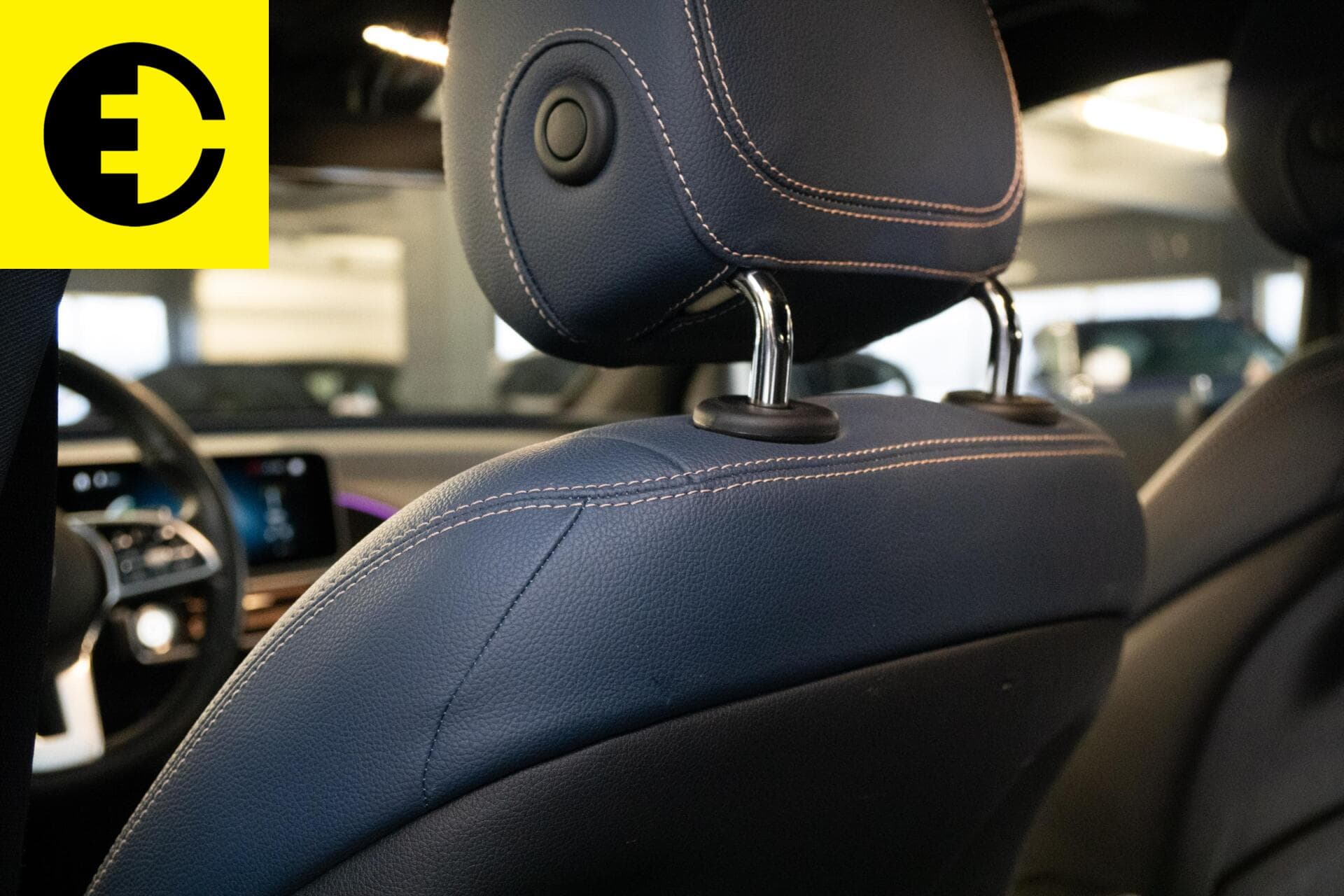 Mercedes-Benz EQC 400 4MATIC Premium Plus 80 kWh | SOH 93,4% | 1886 | Dode hoeksensor | Stoelverwerwarming – foto 7