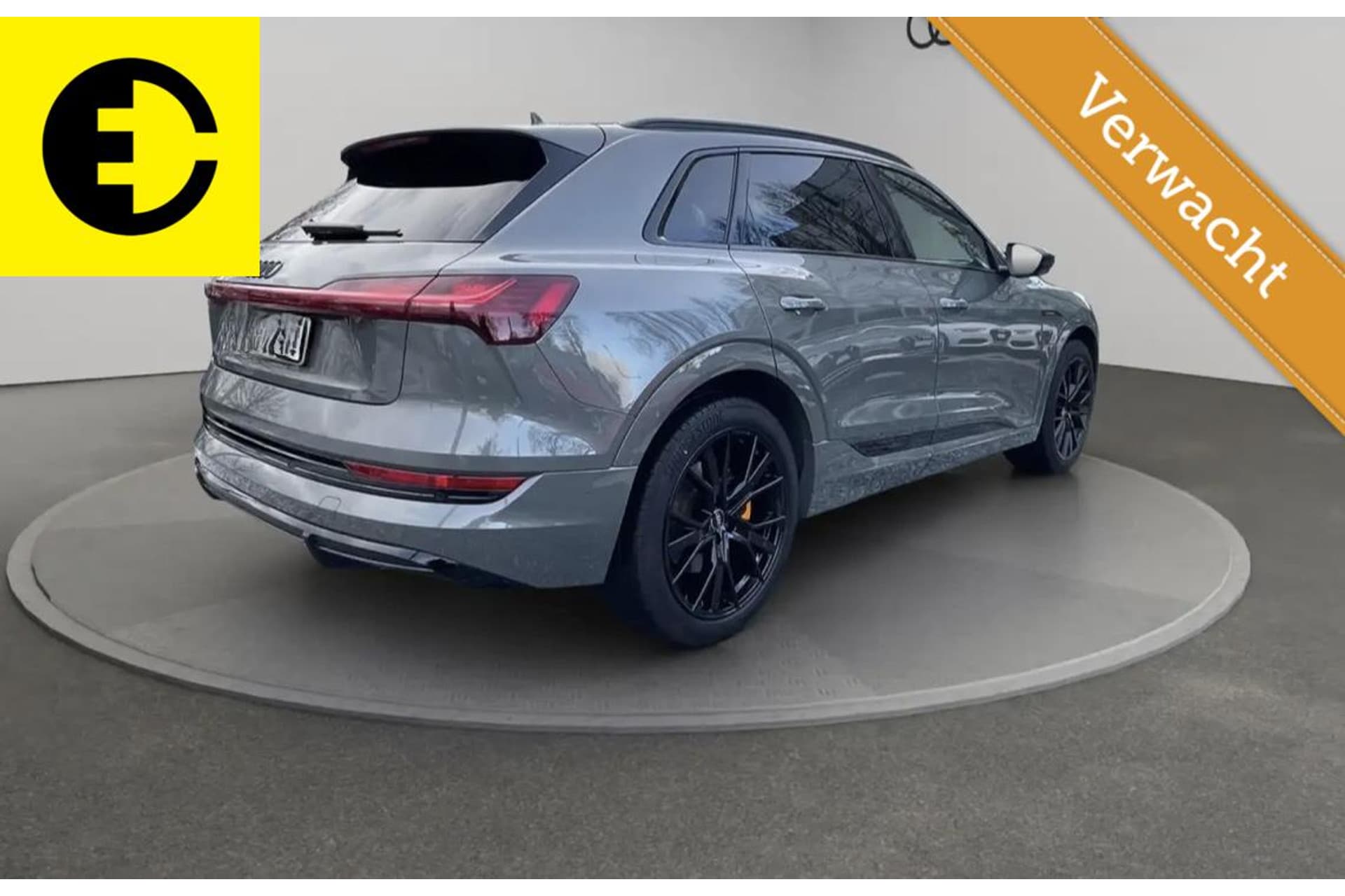 Audi e-tron 55 quattro Advanced edition Plus 95 kWh |Schuif\kanteldak | Oranje gordels | Digital mirror – foto 4