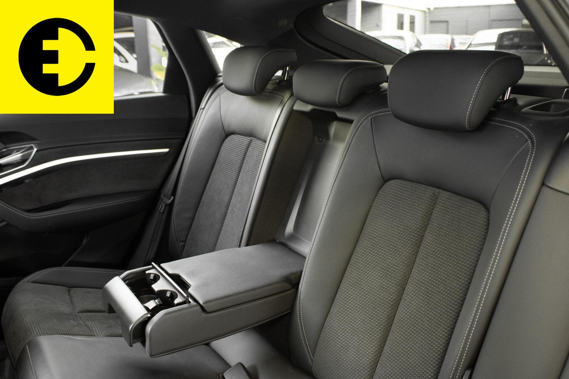 Audi e-tron Sportback 55 quattro edition 95 kWh | 94,4% SoH | Stoelverwarming | Panorama dak | Cruise control – foto 7