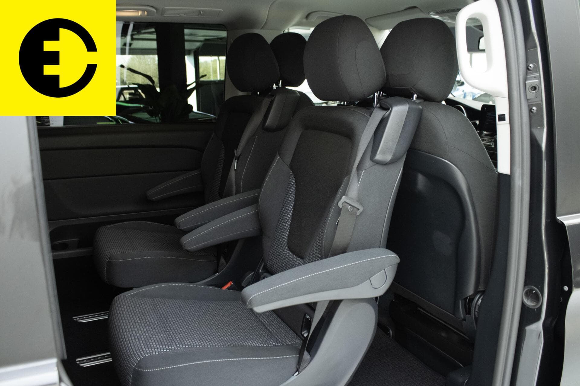 Mercedes-Benz EQV 300 L2 90kWh |SOH 93,2% | 7P. Stoelverwarming | Apple CarPlay/android auto | Trekhaak | BTW – foto 6