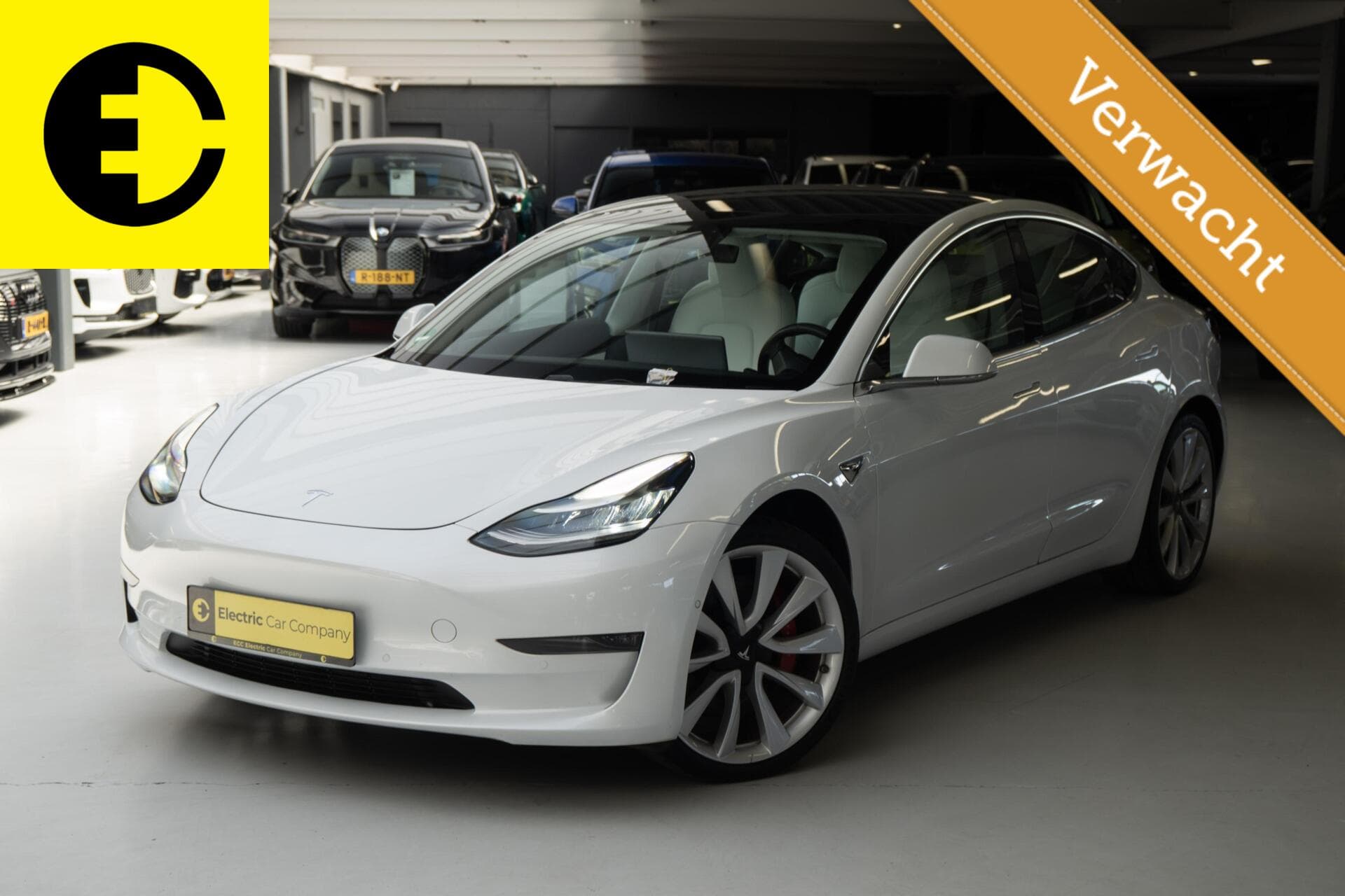 Tesla Model 3 2020-08
