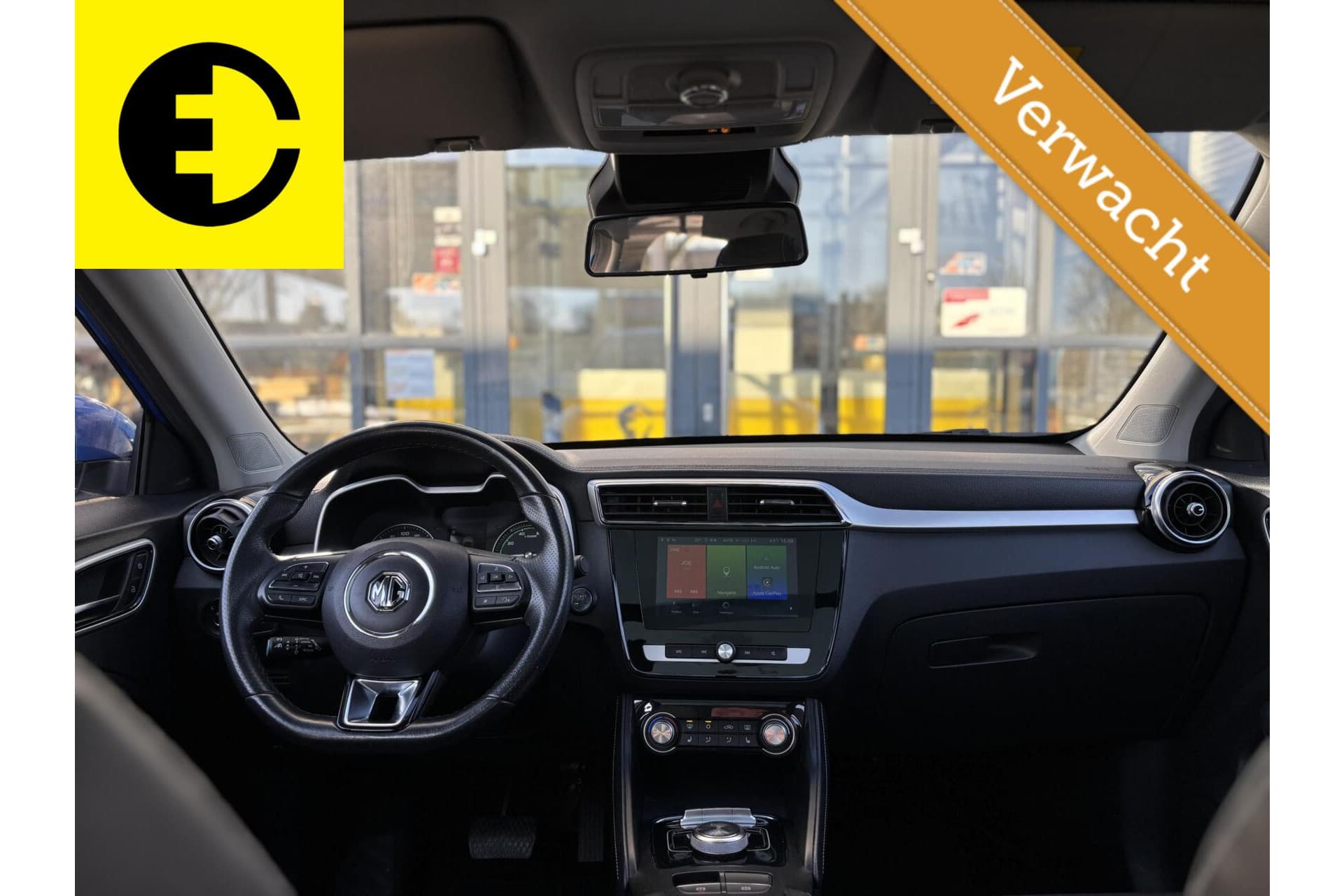 MG ZS EV Luxury 45 kWh | Leder | Stoelverwarming | CarPlay | Pano – foto 2