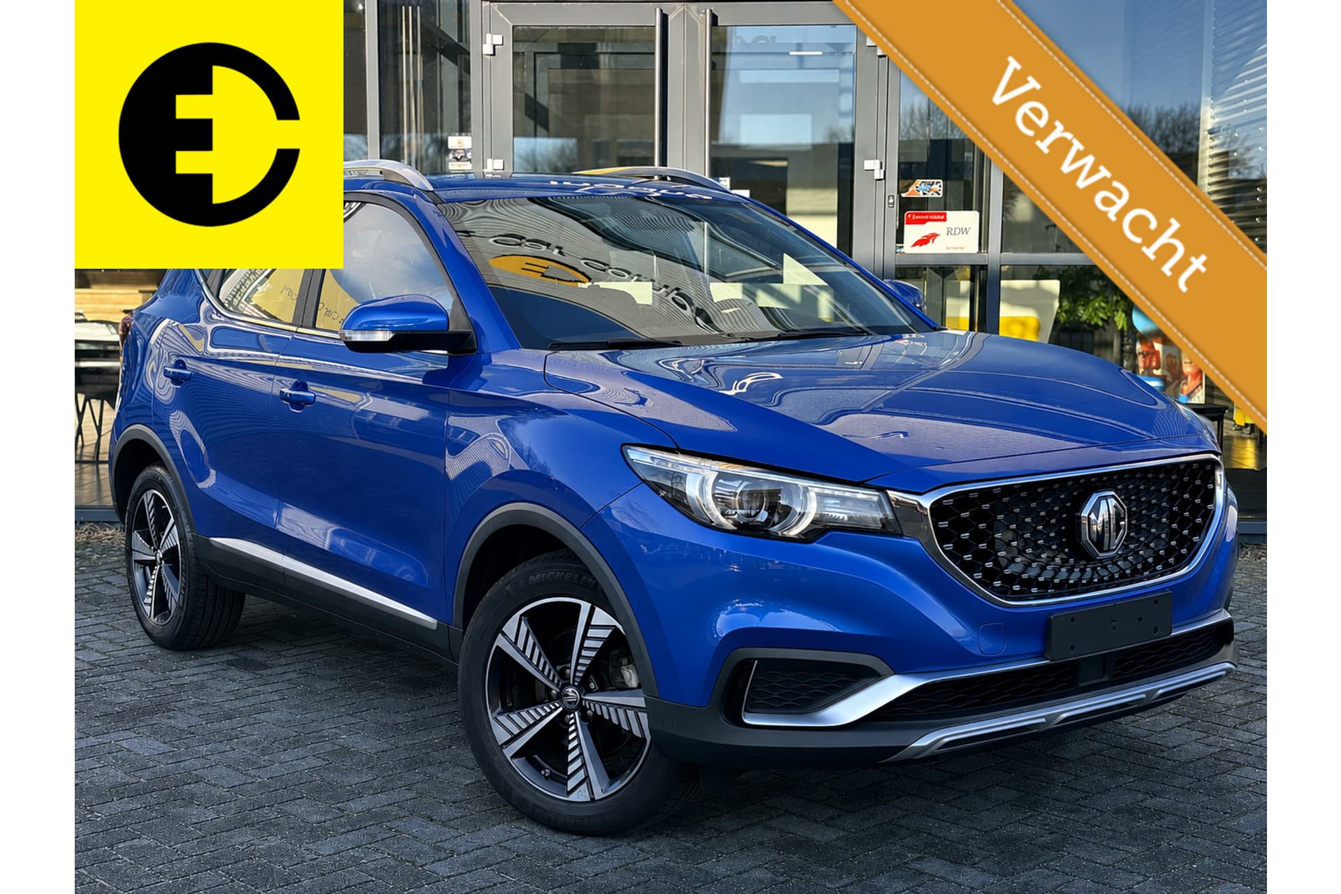 MG ZS EV Luxury 45 kWh | Leder | Stoelverwarming | CarPlay | Pano – foto 6