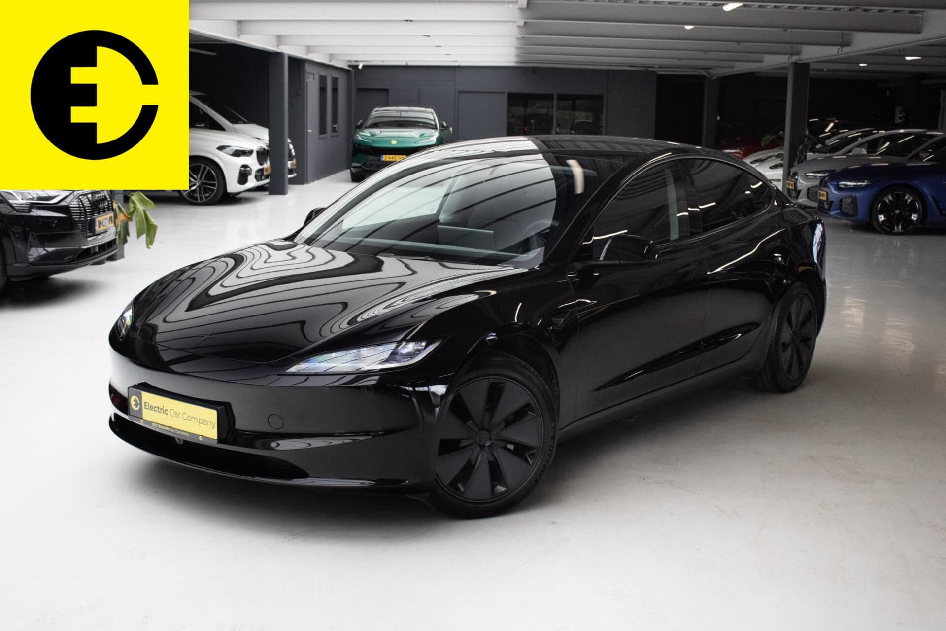 Tesla Model 3 2025-12