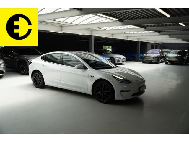 Tesla Model 3 Long Range AWD 75 kWh | Stoelverwarming | Camera | Pano dak – foto 8