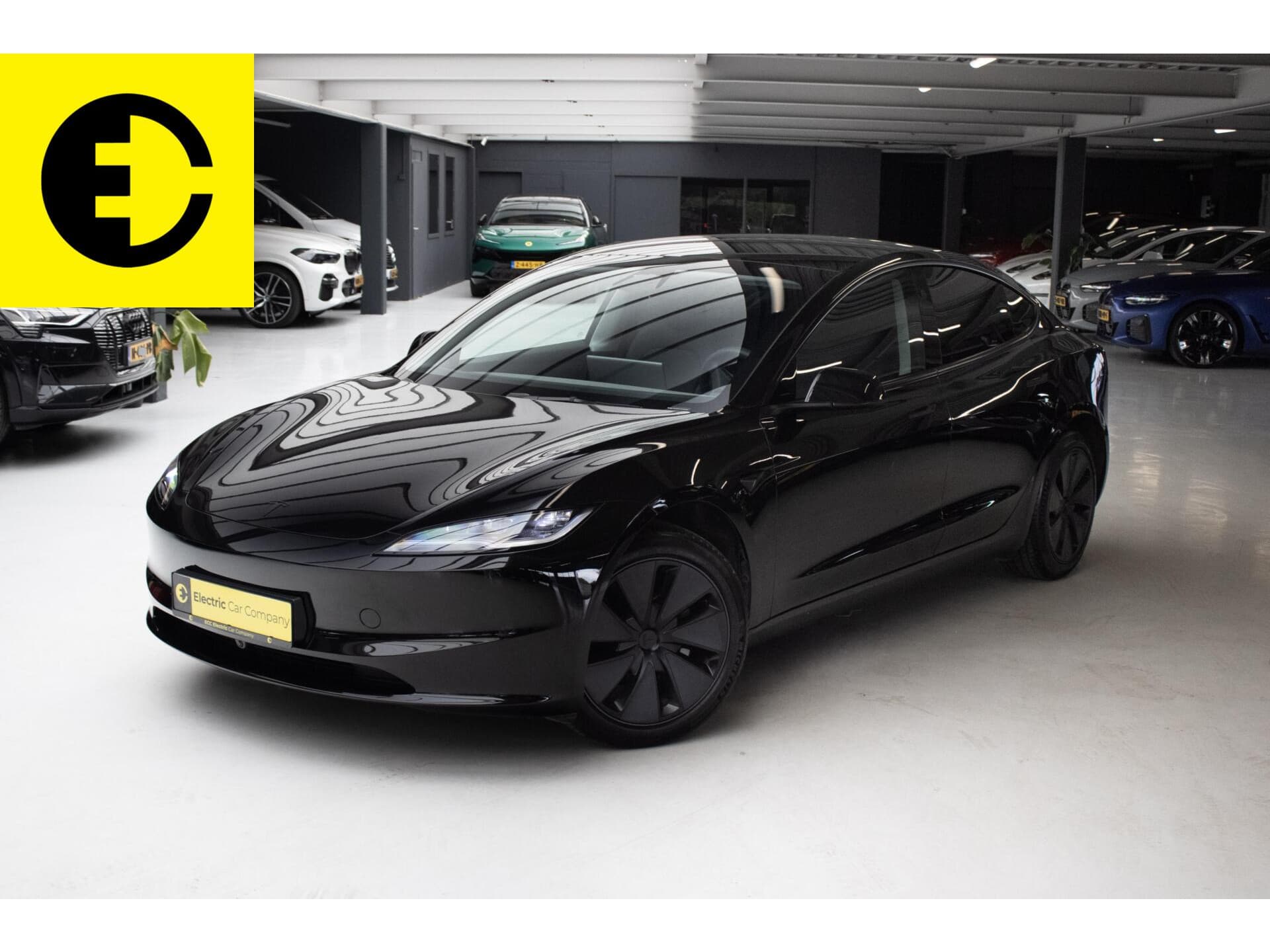Tesla Model 3 2025-12