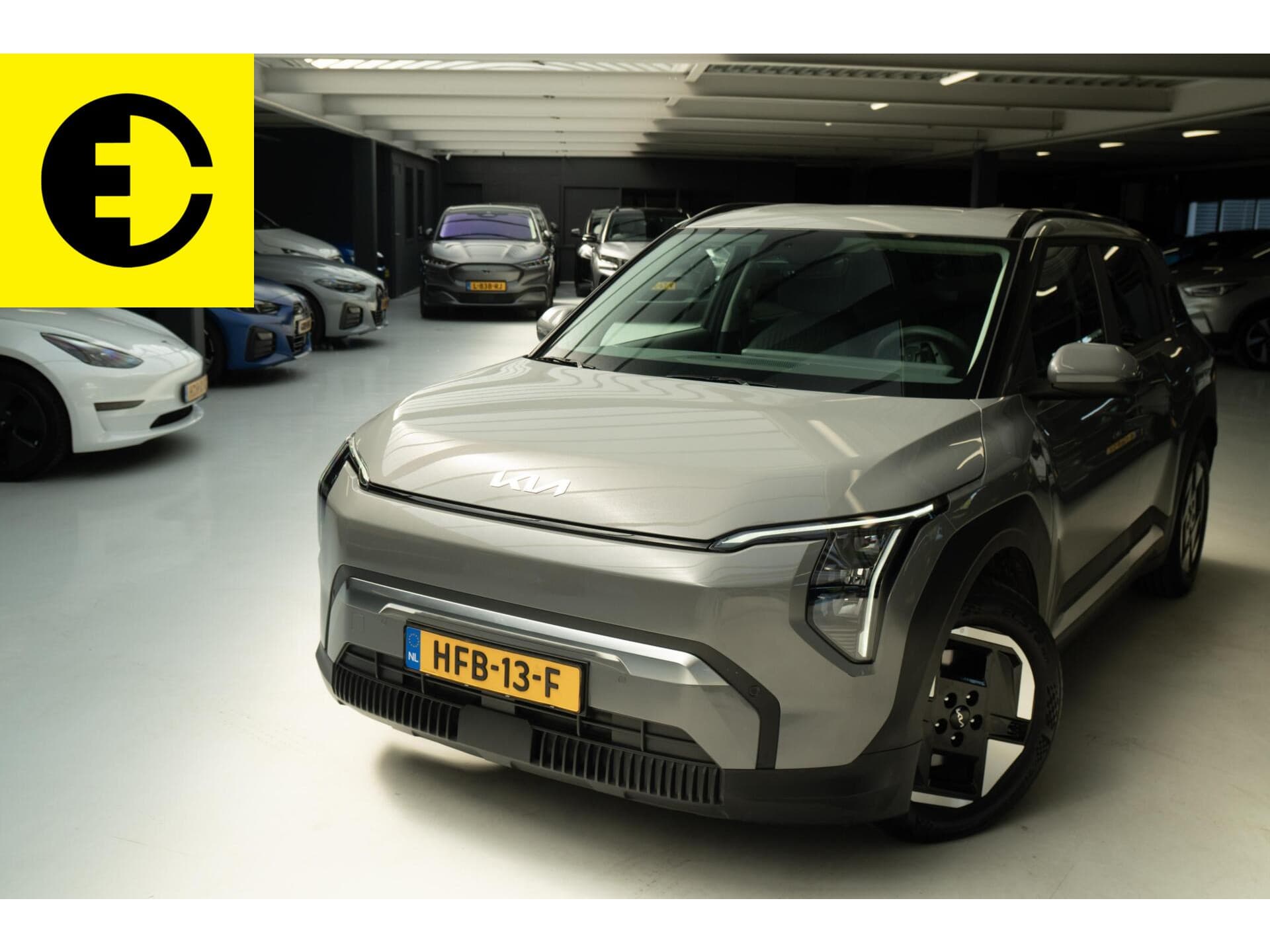 Kia EV3 Plus 81.4 kWh | SOH 99,7% | Stoelverwarming | Stuurverwarming | Incl.BTW – foto 2