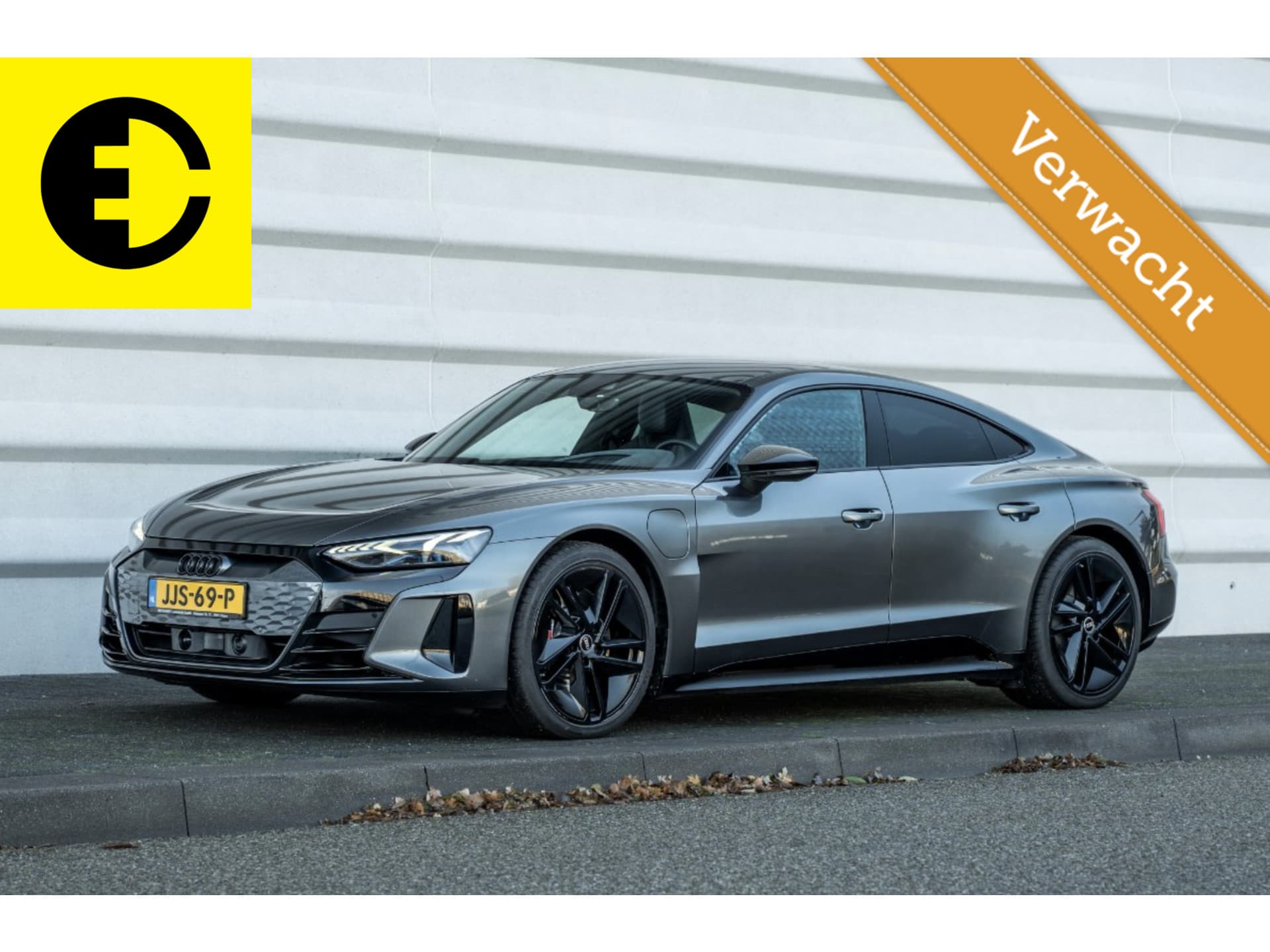 Audi e-tron GT 2023-08