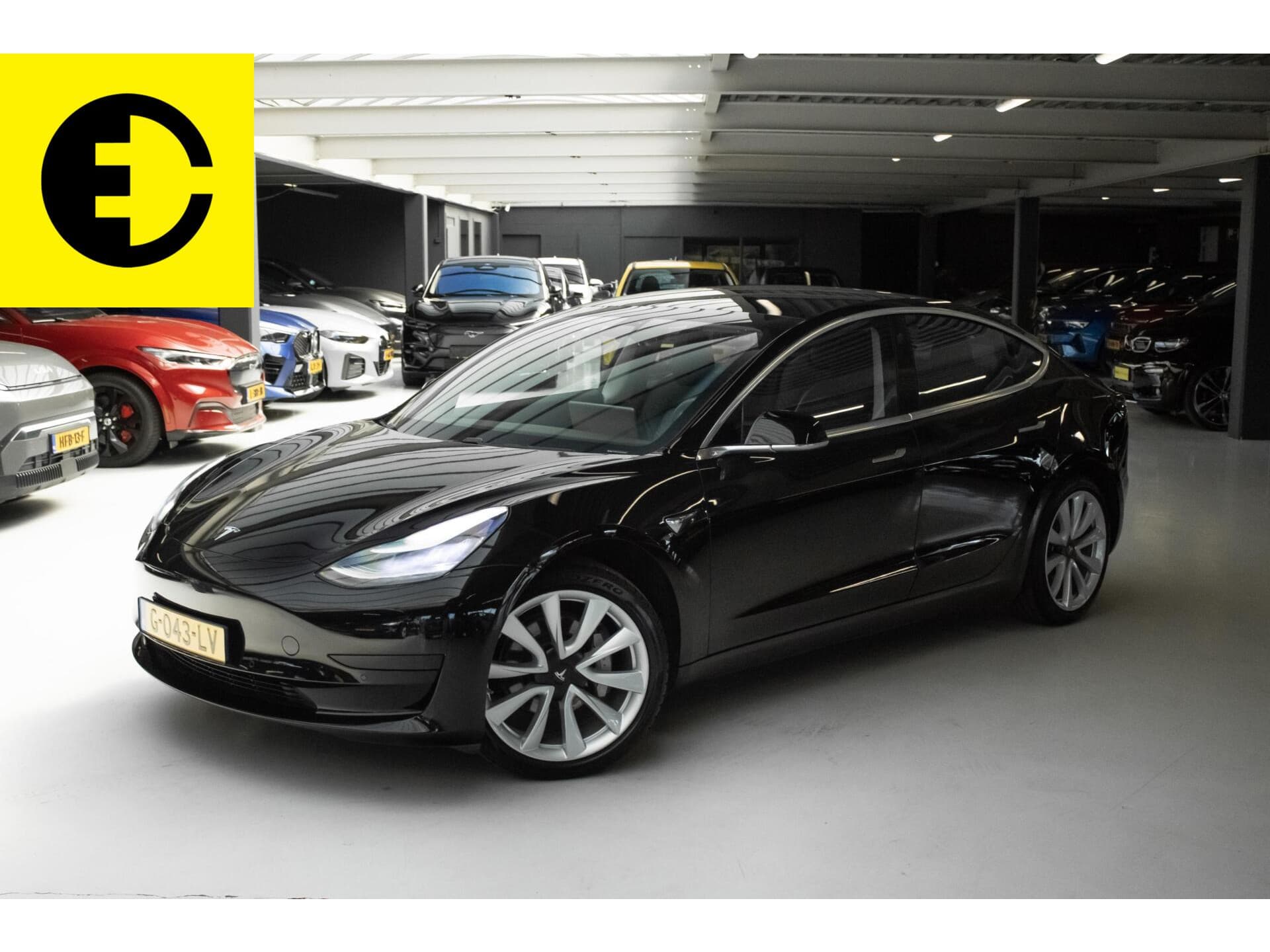 Tesla Model 3 2019-11