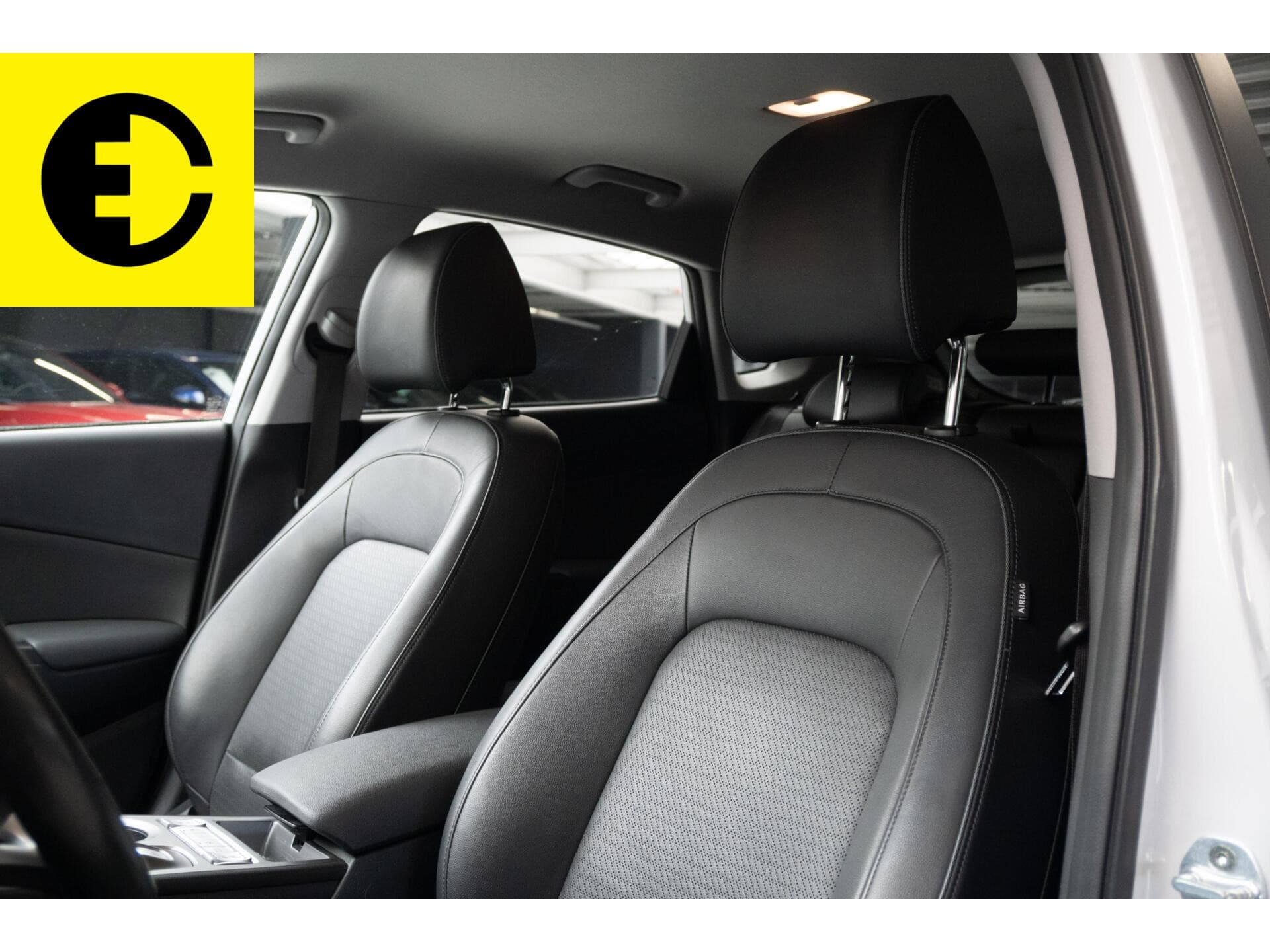 Hyundai Kona EV Premium 64 kWh | SOH 89.4% | Leer | Incl. BTW – foto 5
