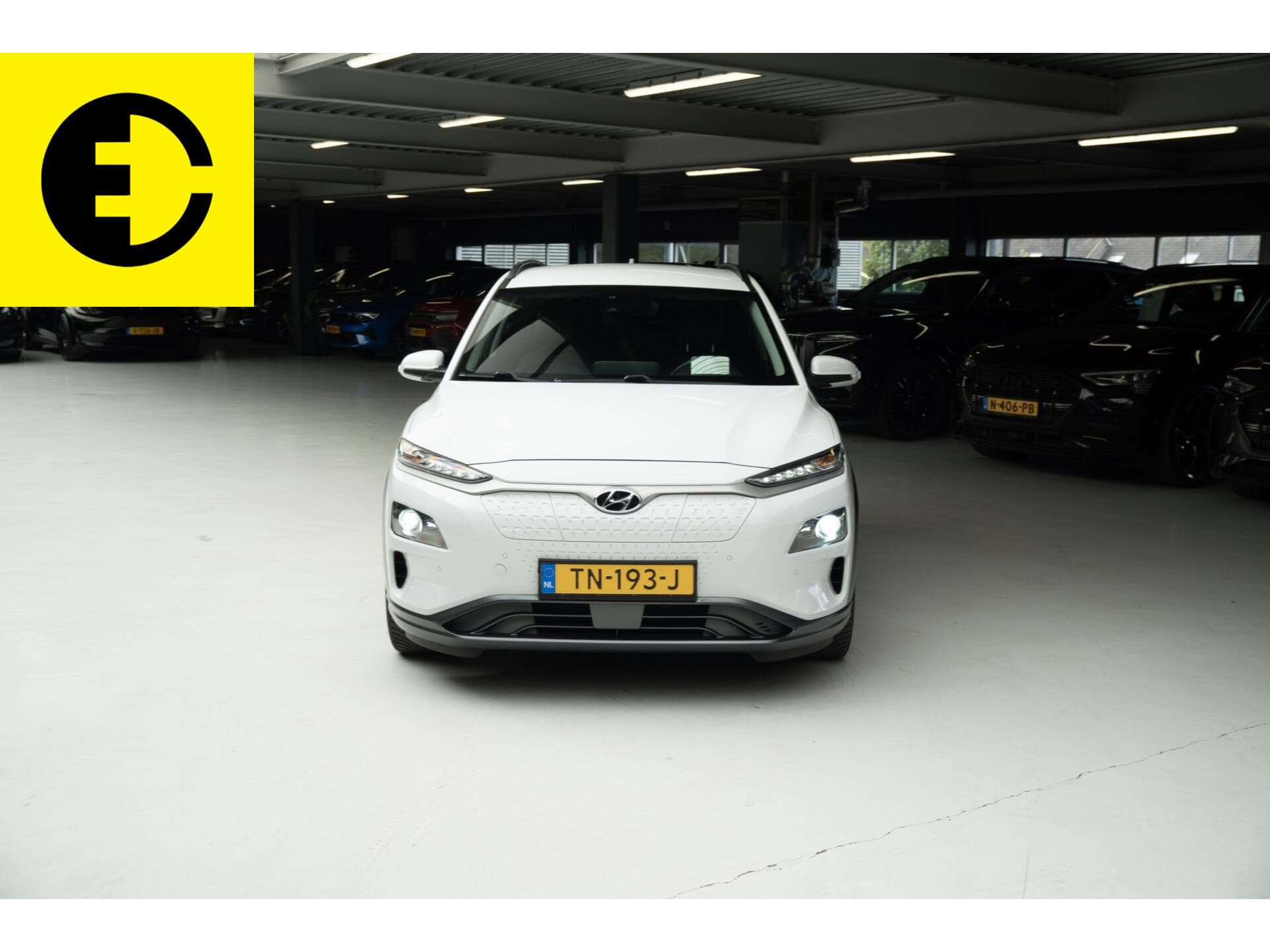 Hyundai Kona EV Premium 64 kWh | SOH 89.4% | Leer | Incl. BTW – foto 9