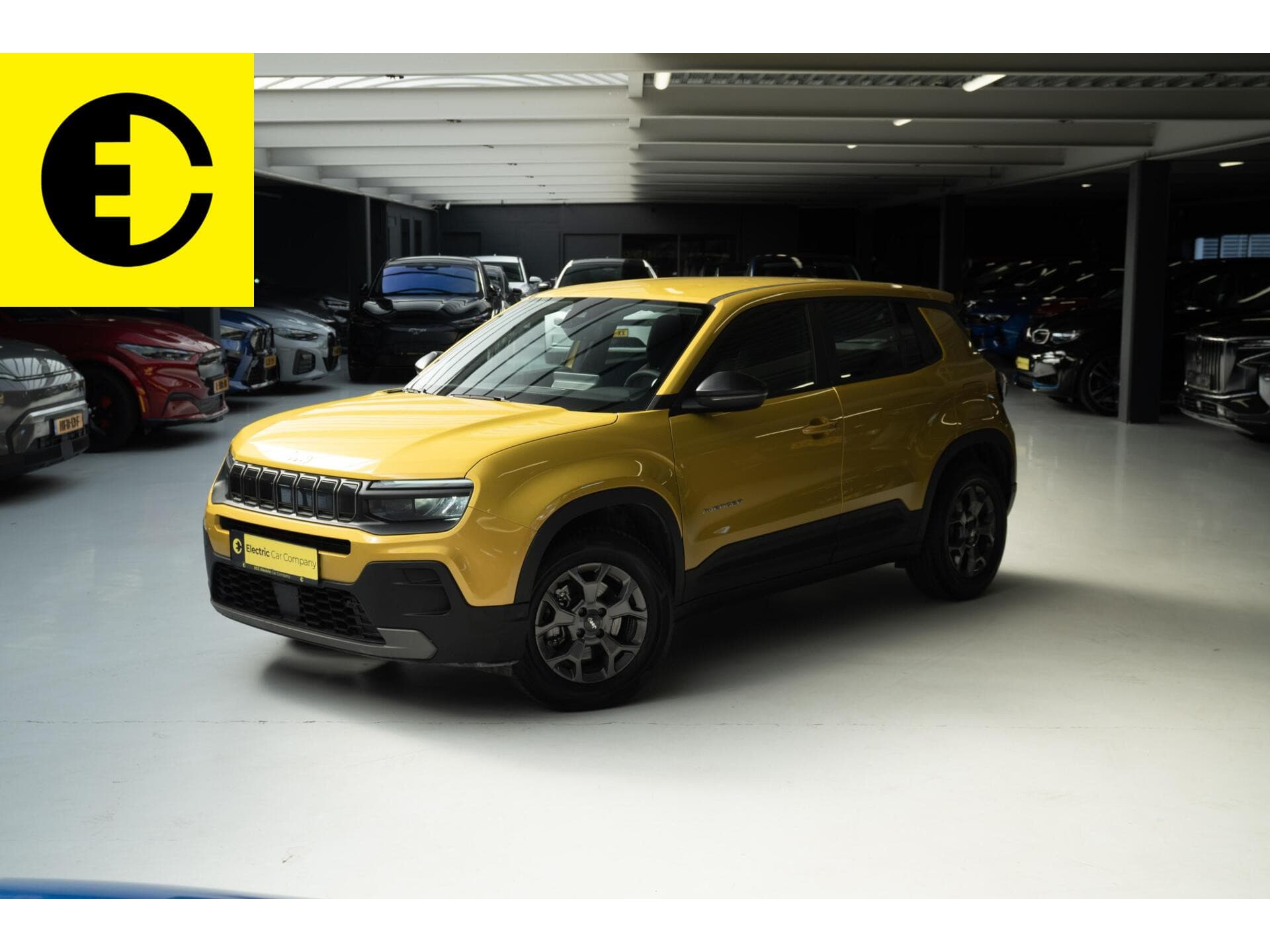 Jeep Avenger Longitude 54 kWh | SOH 97.4% |