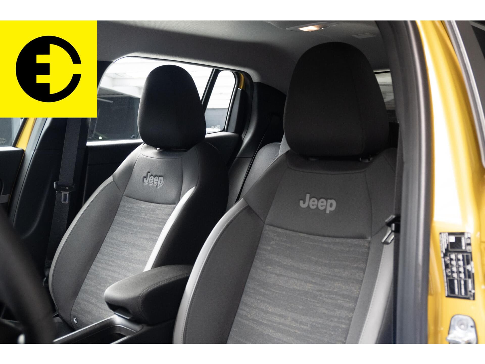Jeep Avenger Longitude 54 kWh | SOH 97.4% | – foto 5