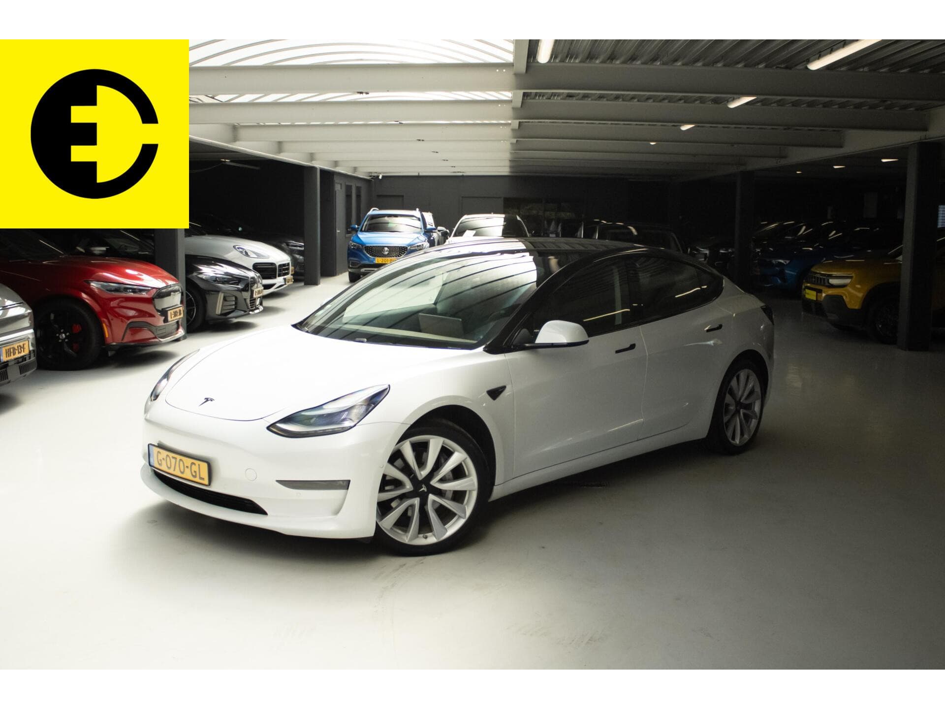 Tesla Model 3 2019-09