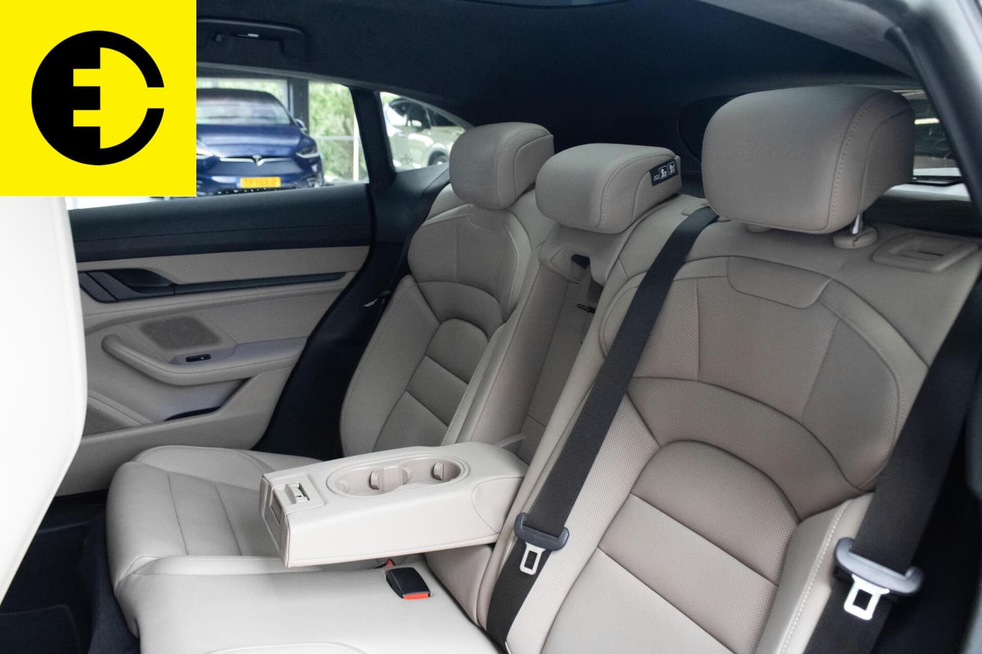 Porsche Taycan Cross Turismo Turbo 93 kWh | SOH 92.6% |Sportchrono | Stoelventilatie |Panodak – foto 6