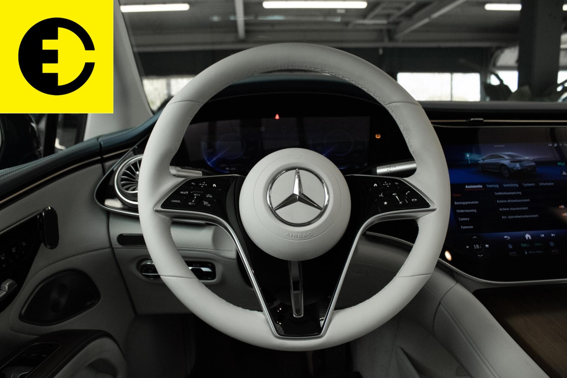 Mercedes-Benz EQS 580 4MATIC AMG Line 108 kWh |SOH 95.4% | Stoelverkoeling | Panorama dak | Incl.BTW – foto 4