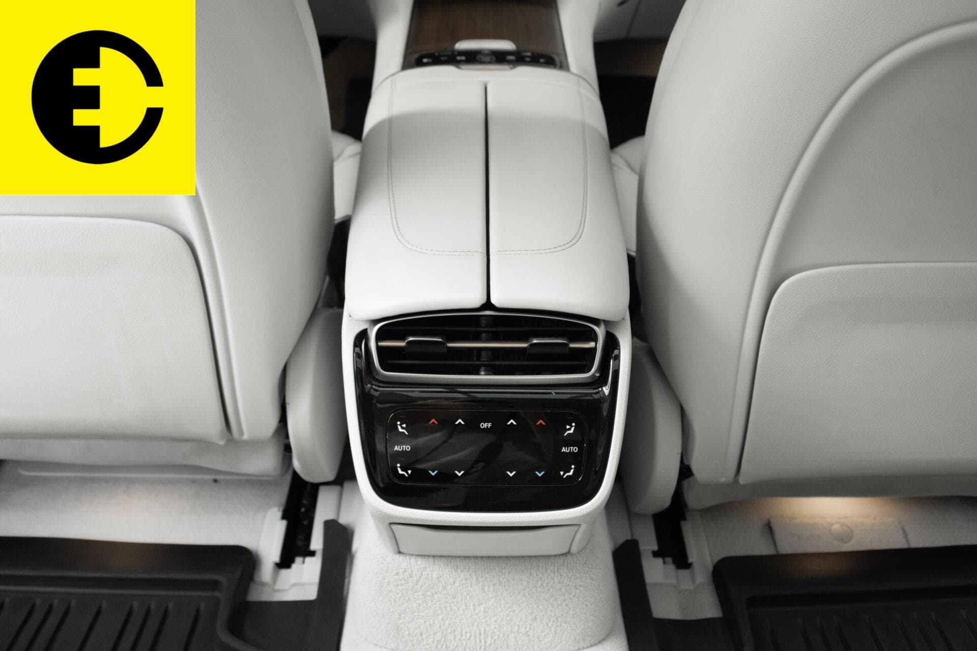 Mercedes-Benz EQS 580 4MATIC AMG Line 108 kWh |SOH 95.4% | Stoelverkoeling | Panorama dak | Incl.BTW – foto 7