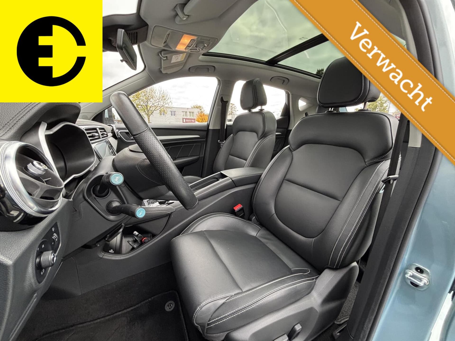 MG ZS EV Luxury 45 kWh | Leder | Stoelverwarming | Pano – foto 3