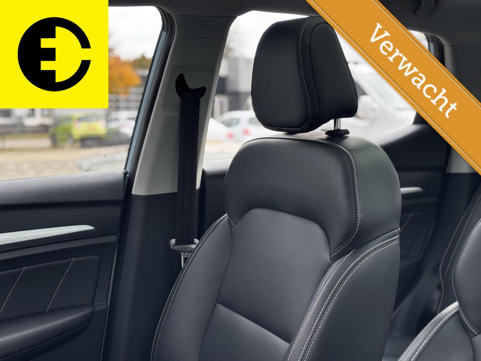 MG ZS EV Luxury 45 kWh | Leder | Stoelverwarming | Pano – foto 4