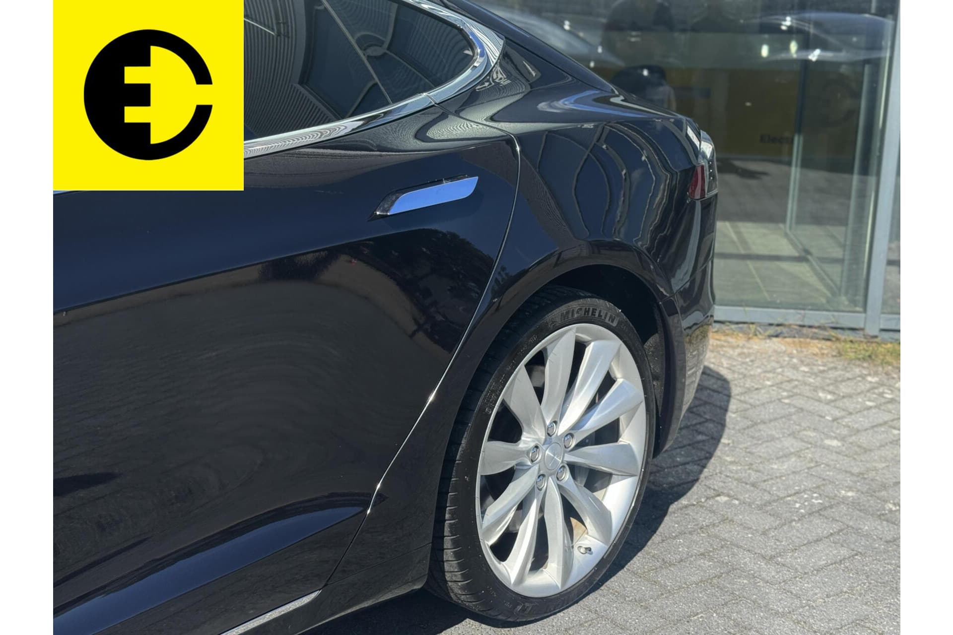Tesla Model S 75D Base | LMV | Pano | Stoelverwarming – foto 4