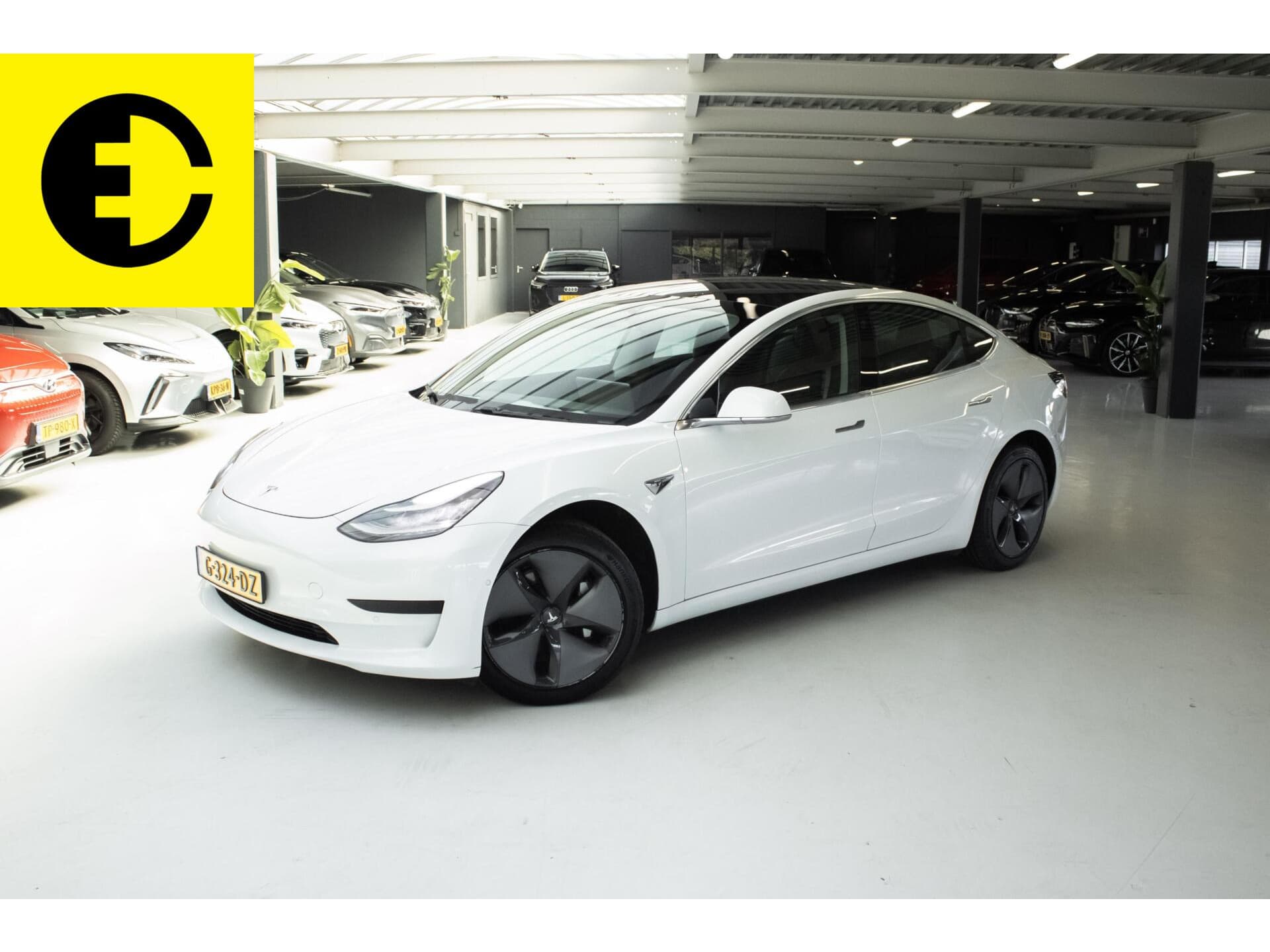 Tesla Model 3 2019-09