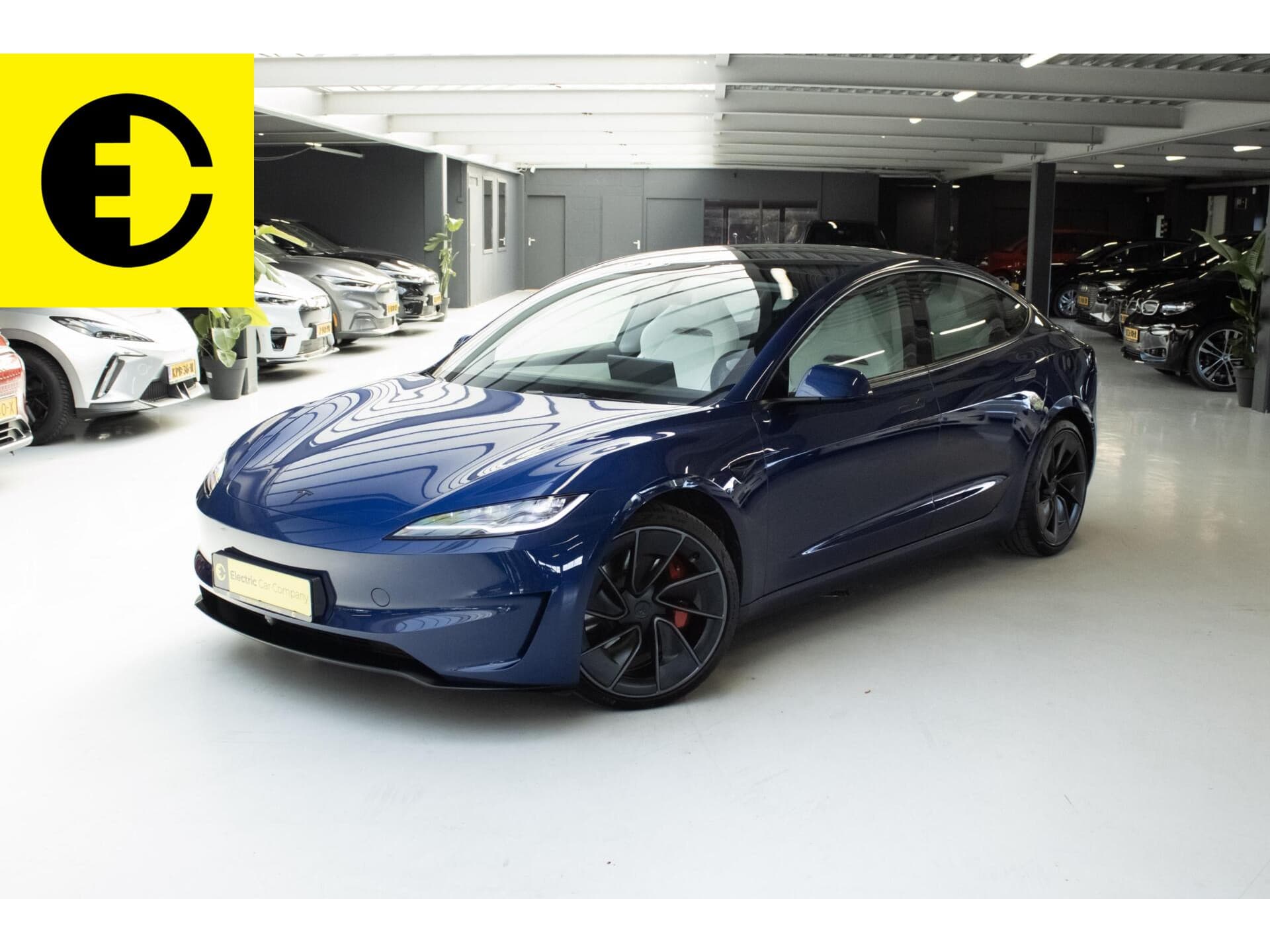 Tesla Model 3 2026-06